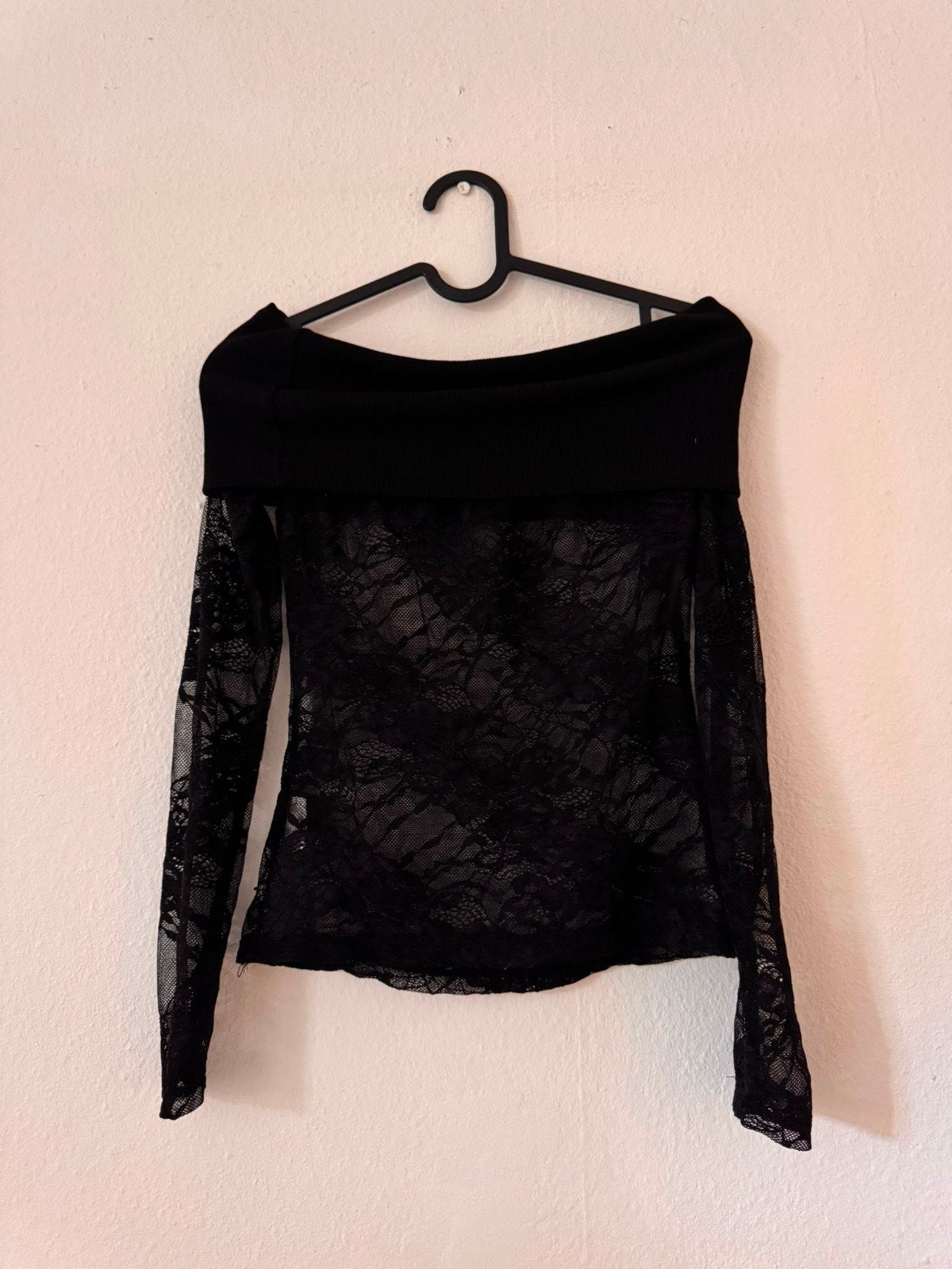 Zwarte kanten off-shoulder top van SHEIN, Zwart, Ophalen of Verzenden, Zo goed als nieuw, Lange mouw