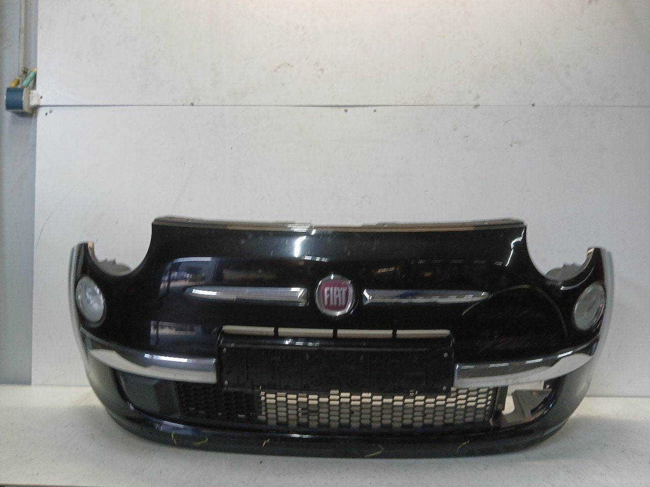 Bumper voor Fiat 500, Onderdelen@venauto.nl, Van der Ven Autorecycling B.V., Gebruikt, Ettenseweg 76, 4706 PB Roosendaal, The Netherlands