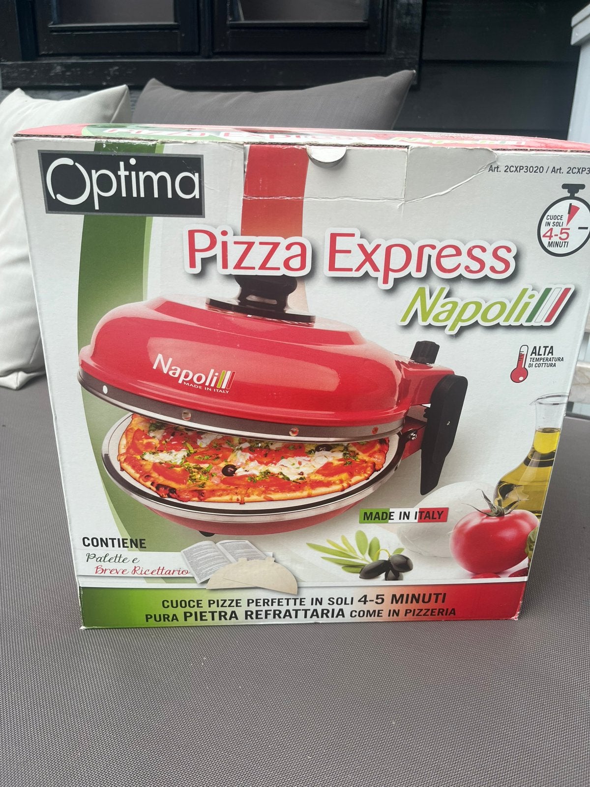 Pizza oventje, Ophalen, Gebruikt