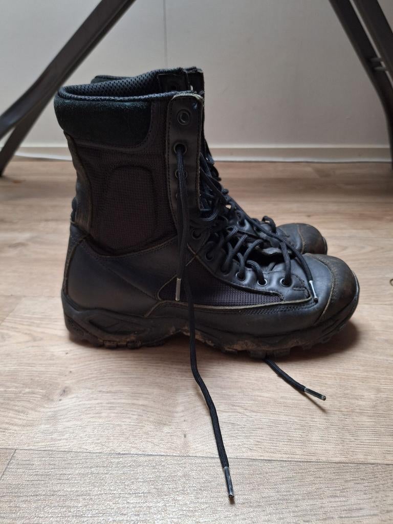 Magnum Tactical Boots maat 42, Ophalen, Zo goed als nieuw, Schoenen
