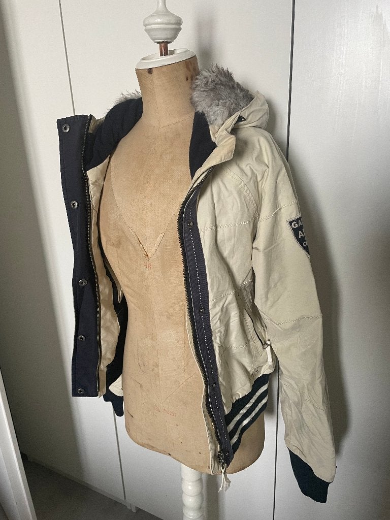 Beige Gaastra Jas met capuchon en bontkraag, Ophalen of Verzenden, Zo goed als nieuw, Maat 36 (S), Beige