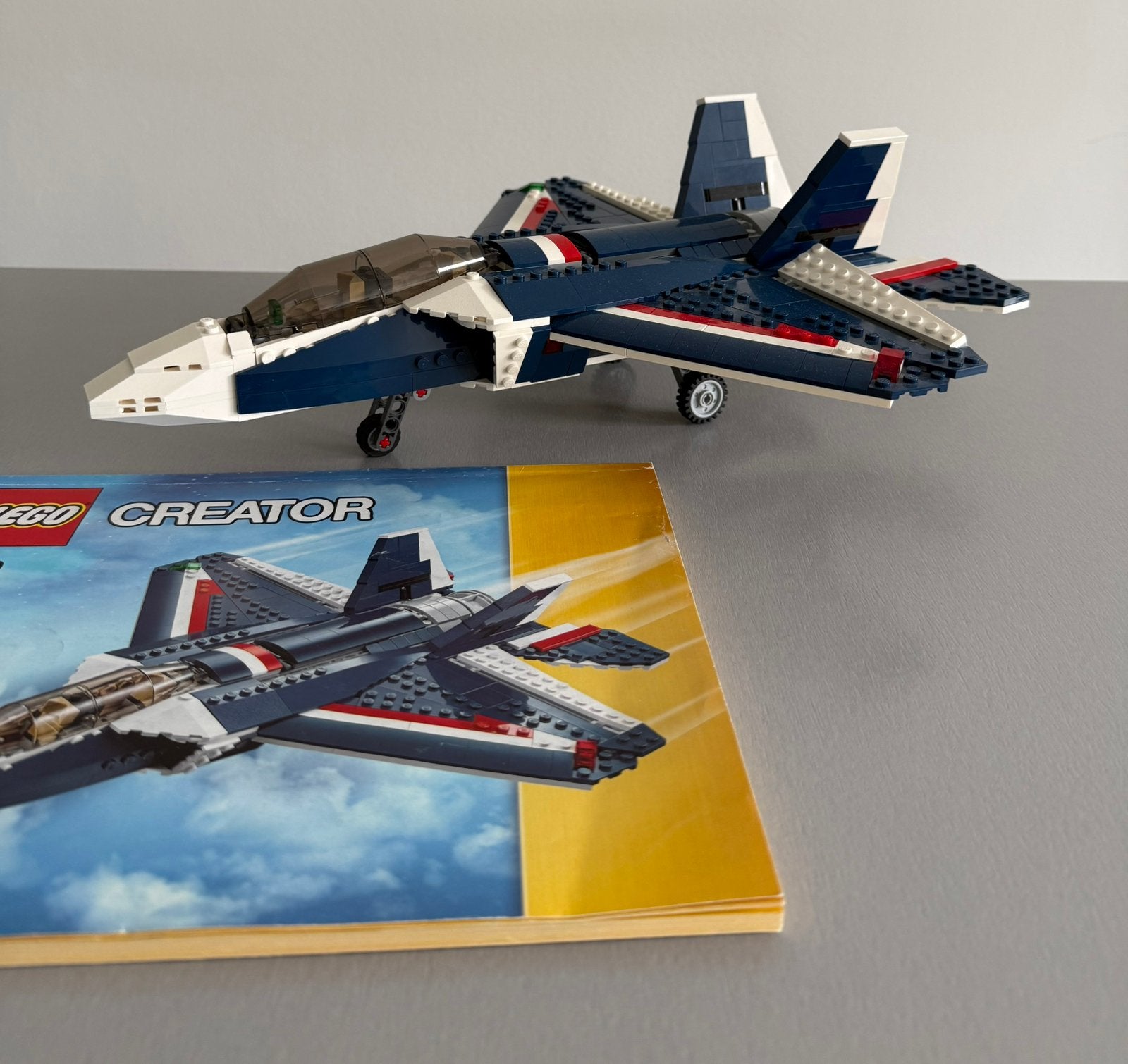 LEGO Blue Power Jet (31039) + Boekje, Lego, Compleet, Ophalen of Verzenden, Zo goed als nieuw