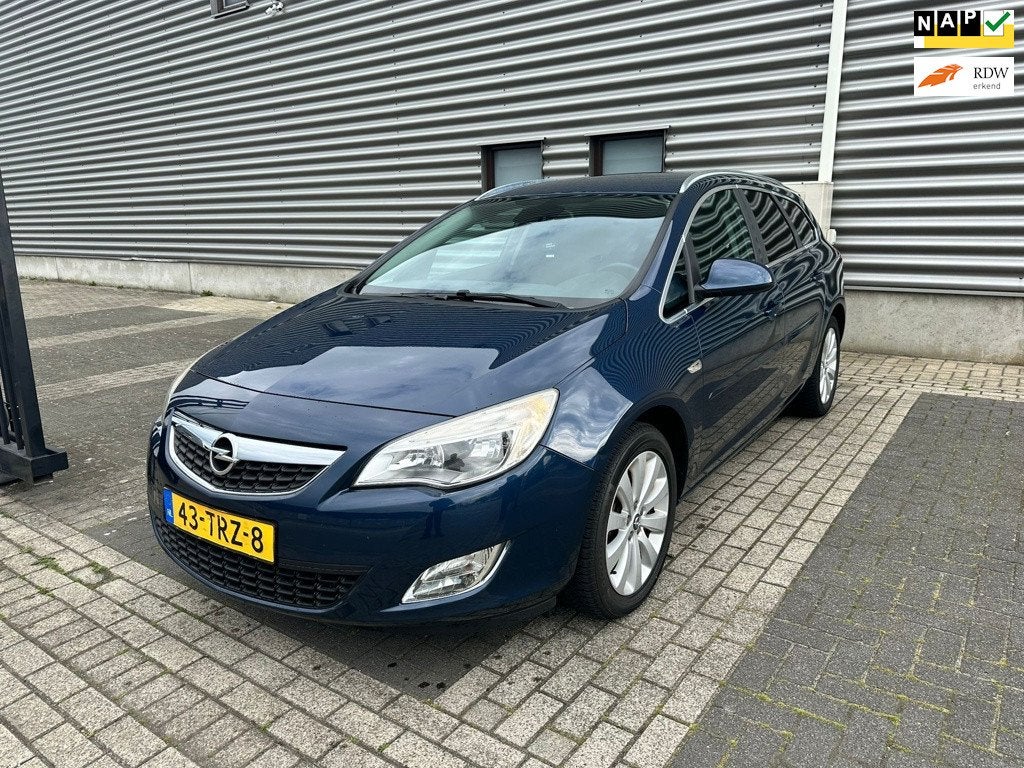 Opel Astra Sports Tourer 1.4 Turbo Cosmo, Voorwielaandrijving, Euro 5, Gebruikt, 4 cilinders