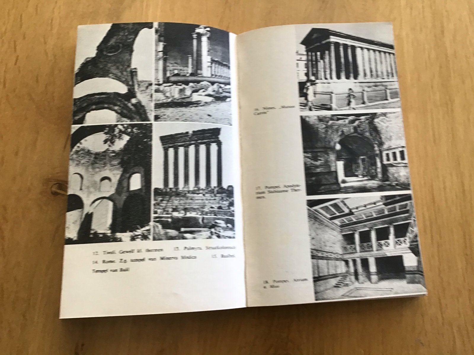 De Bouwkunst van Hellas tot Heden - Architectuurboek, Ophalen of Verzenden, Gelezen, Architectuur algemeen