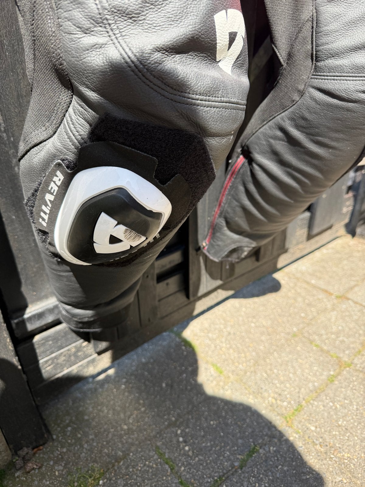 Rev'it! Combipak - Zwart/Wit/Rood - Maat 56 -, Ophalen, Tweedehands, Heren, Combipak