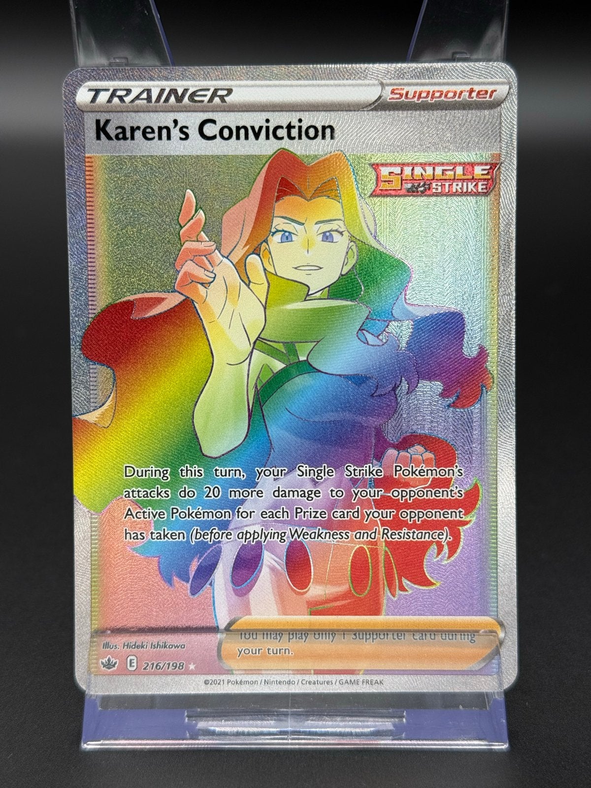 Trainer Karen’s Conviction - Pokémon Chilling Reign - #216/1, Ophalen of Verzenden, Zo goed als nieuw, Losse kaart, Foil