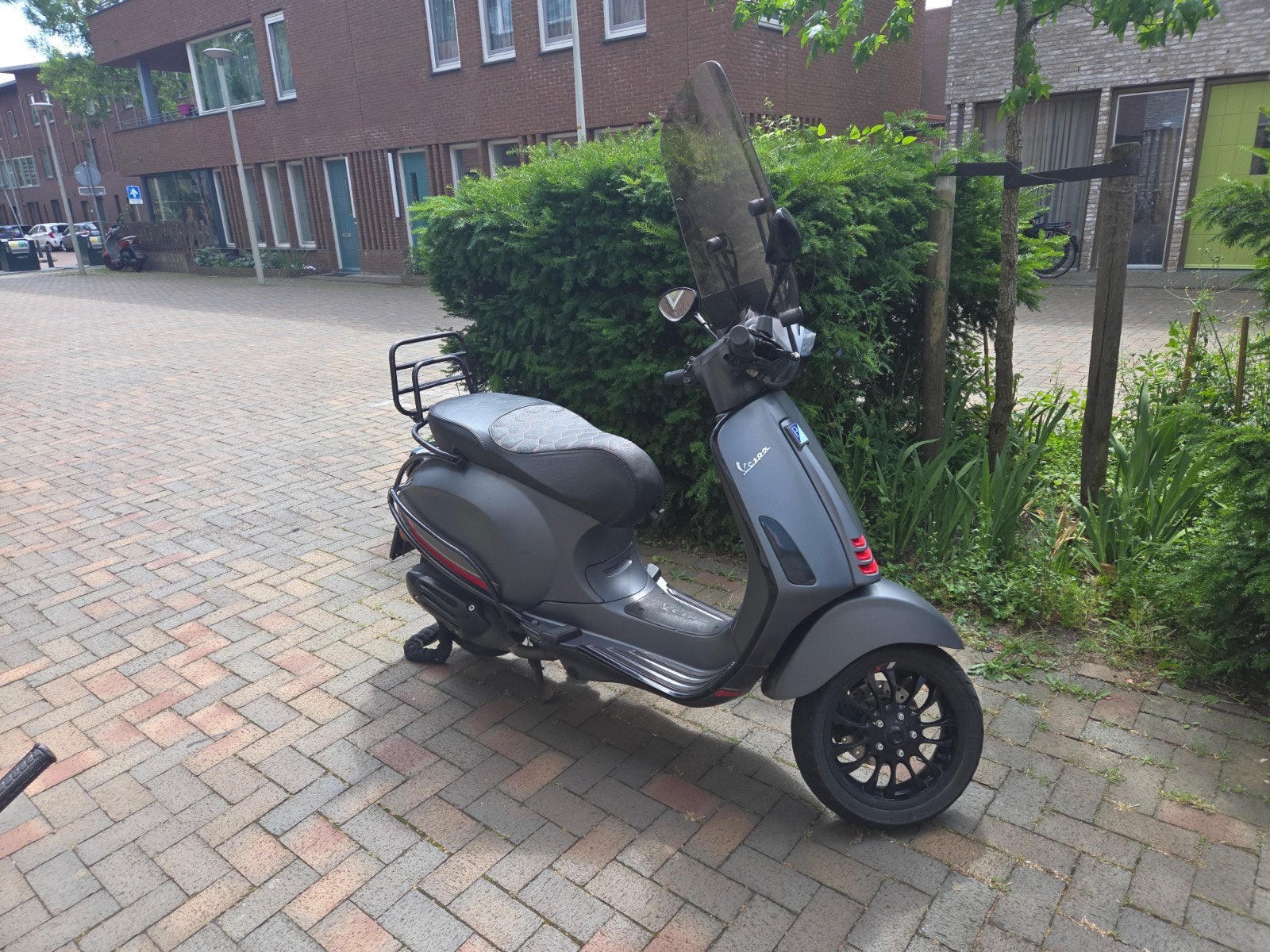 Vespa Sprint 25km/u - Matgrijs - Goede staat, Ophalen of Verzenden, Gebruikt, Benzine