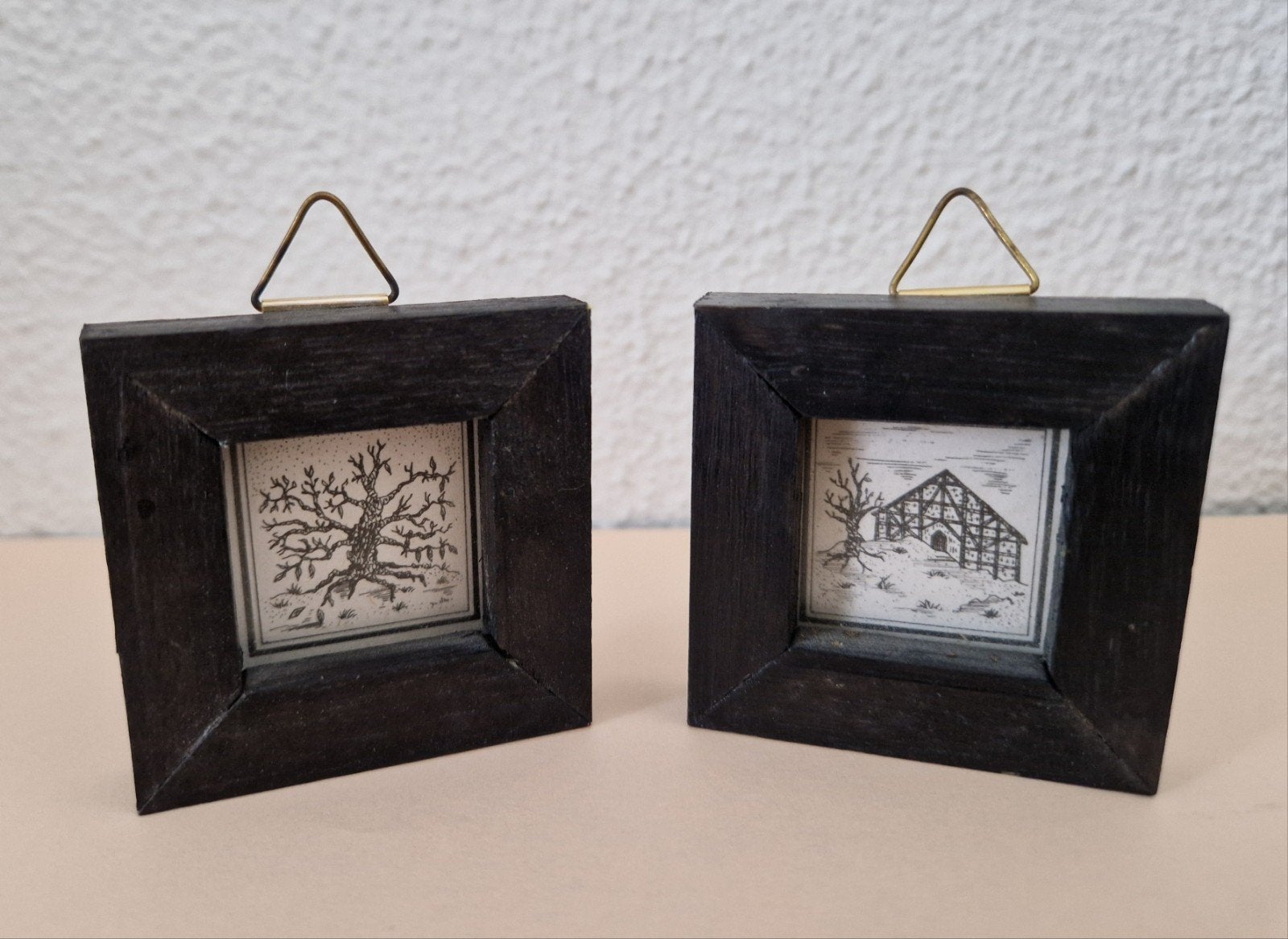 Set van 2 mini ingelijste prentjes, 5x5 cm, Huis en Inrichting, Minder dan 50 cm, Tekening, Ophalen of Verzenden, Zo goed als nieuw