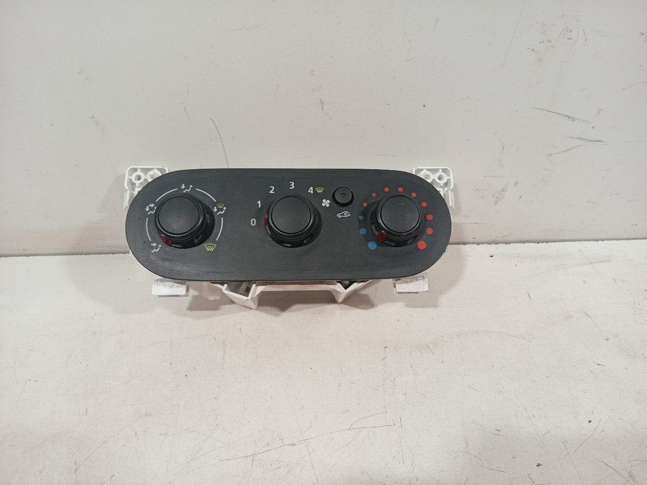 Bedieningspaneel diversen Opel Vivaro, Auto-onderdelen, Onderdelen@venauto.nl, Van der Ven Autorecycling B.V., Gebruikt, Ettenseweg 76, 4706 PB Roosendaal, The Netherlands