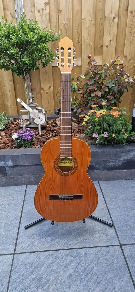 Raimundo 106 gitaar, Muziek en Instrumenten, Snaarinstrumenten | Gitaren | Akoestisch, Ophalen, Gebruikt, Klassieke of Spaanse gitaar
