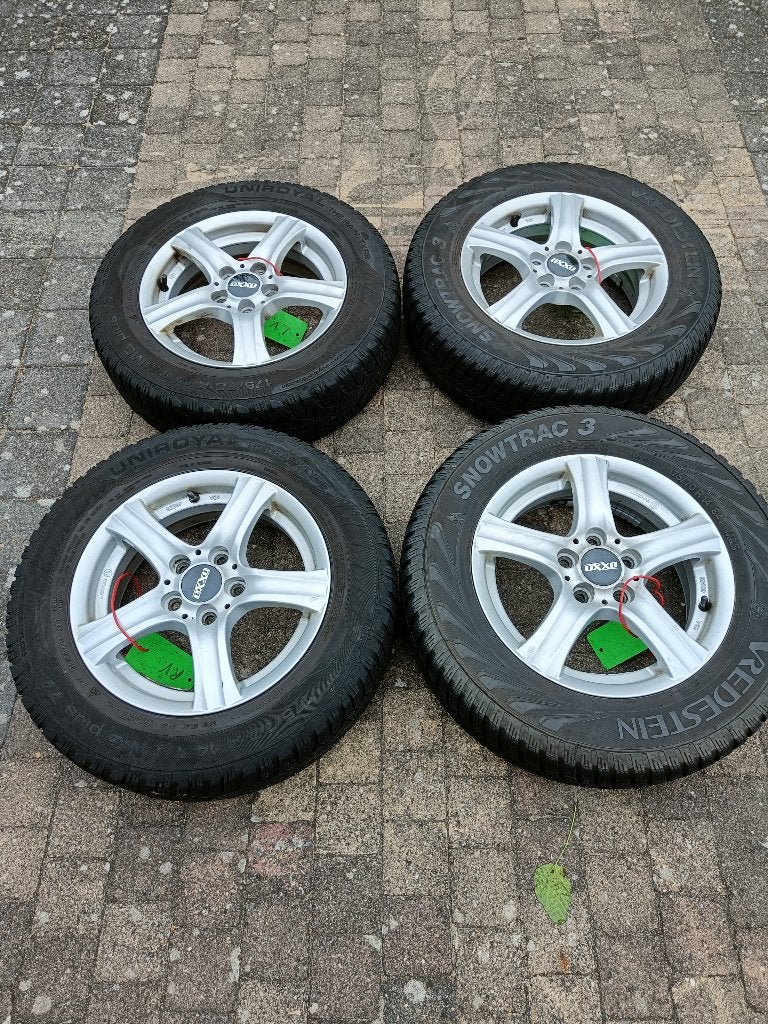Lichtmetalen velgen met winterbanden voor VW Polo (2017), Ophalen, Gebruikt