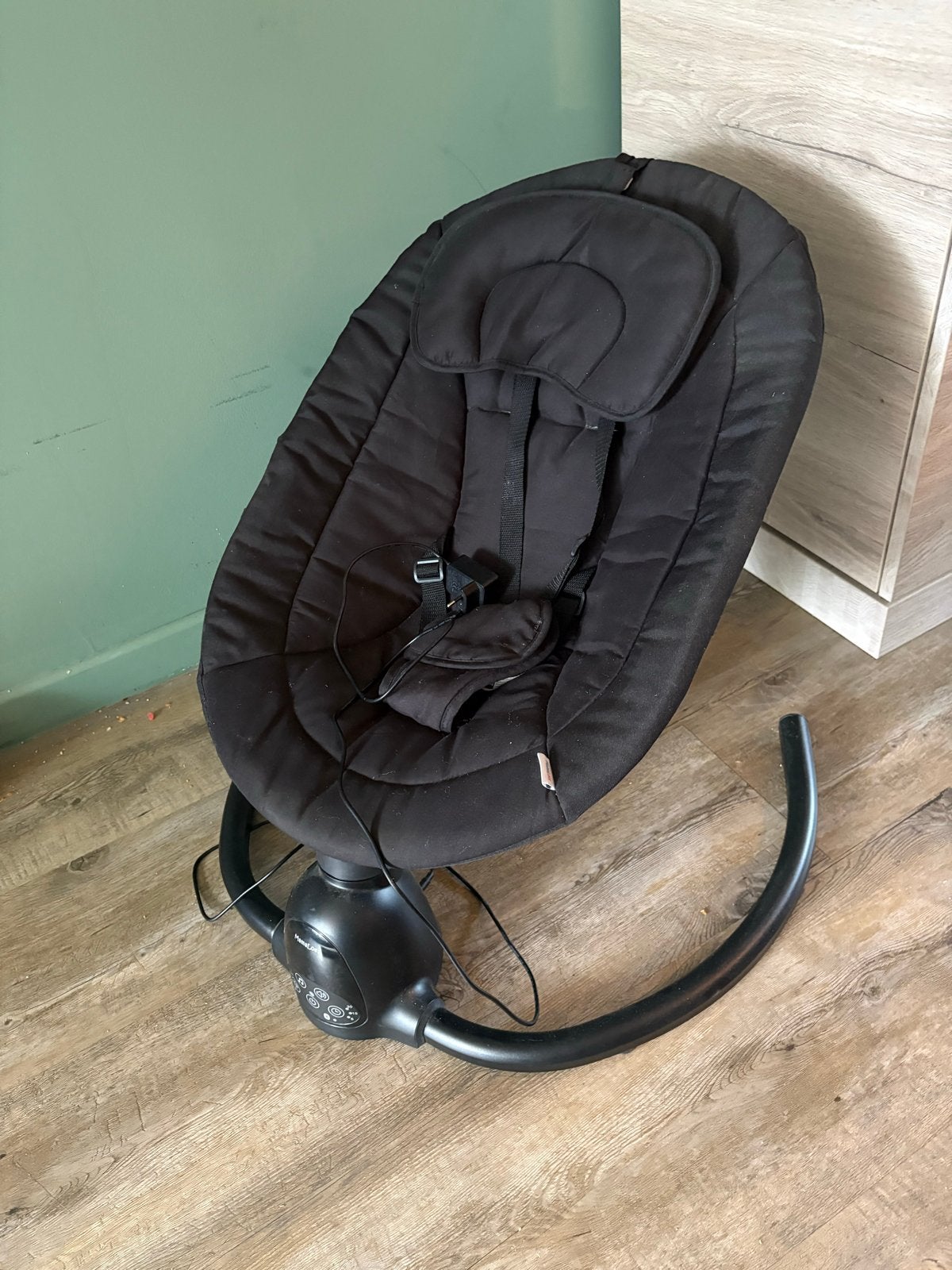 MamaLoes Noud Elektrische Babyschommel Zwart, Ophalen of Verzenden, Zo goed als nieuw