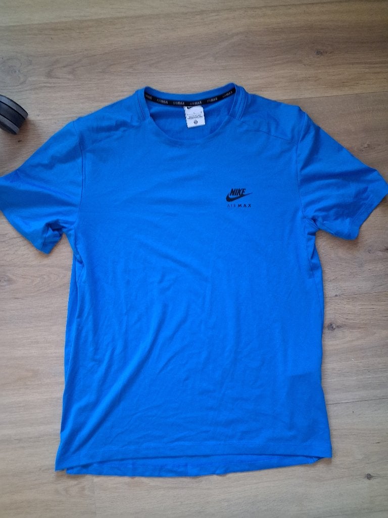 Blauw Nike Air Max T-shirt - Maat S, Kleding | Heren, T-shirts, Blauw, Nike, Ophalen of Verzenden, Zo goed als nieuw
