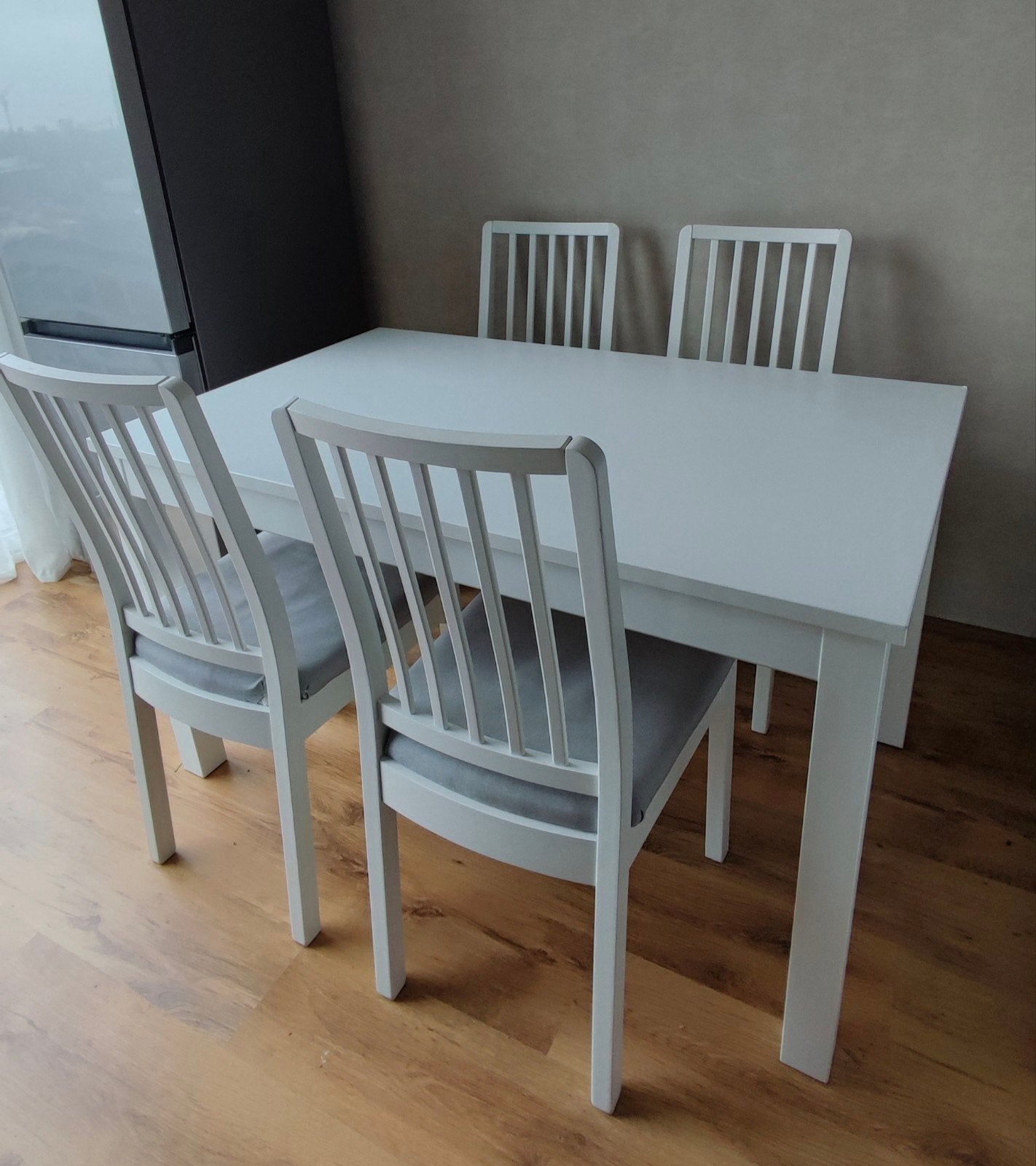 Ikea Witte  eettafel met 4 stoelen, Huis en Inrichting, Tafels | Eettafels, Ophalen, Gebruikt, Modern, Scandinavisch, 50 tot 100 cm