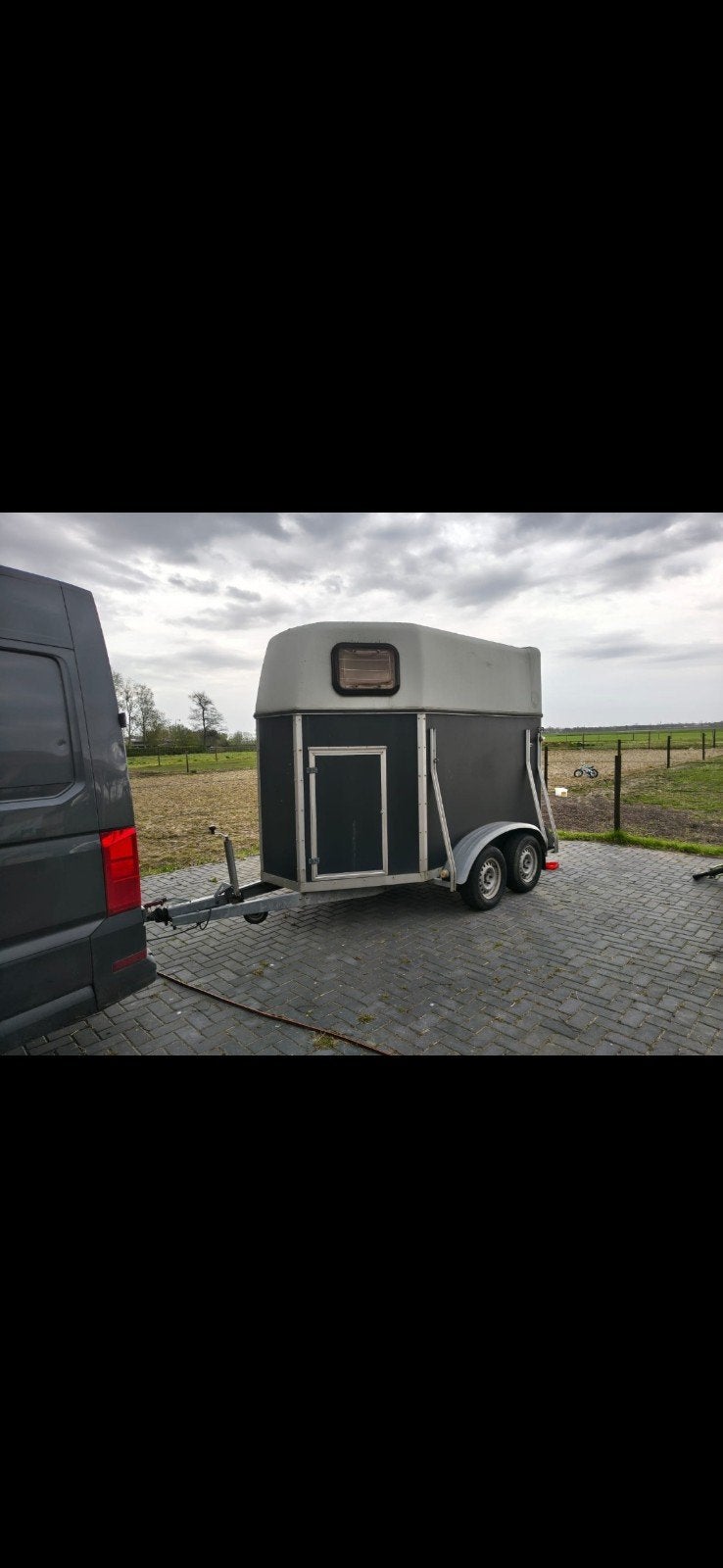 2 paards trailer TE HUUR, Ophalen
