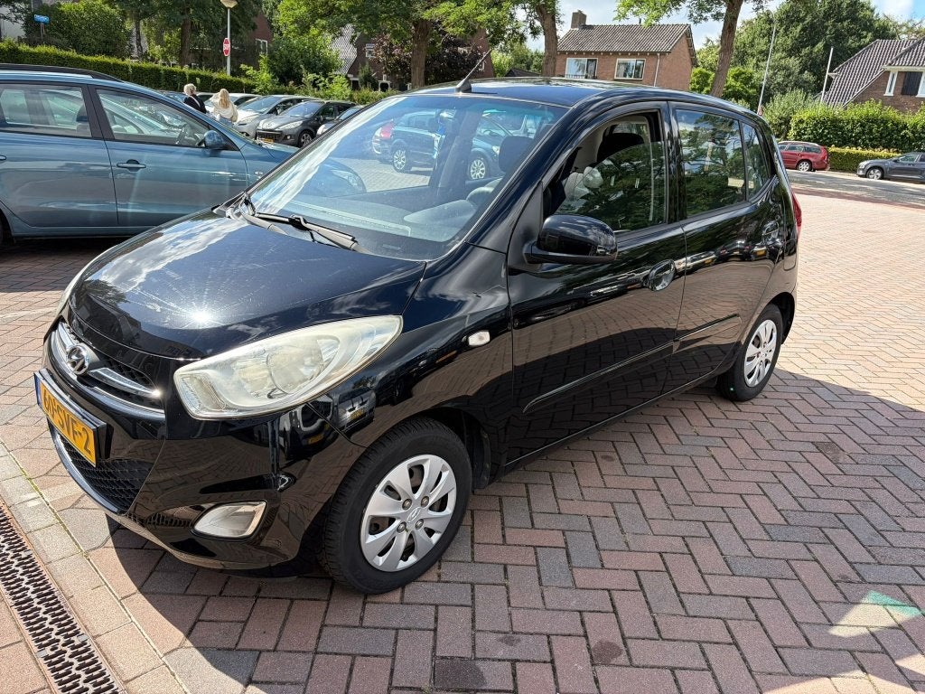 Hyundai i10 1.1 I 5DR 2011 Zwart, Stof, 4 cilinders, 400 kg, Zwart