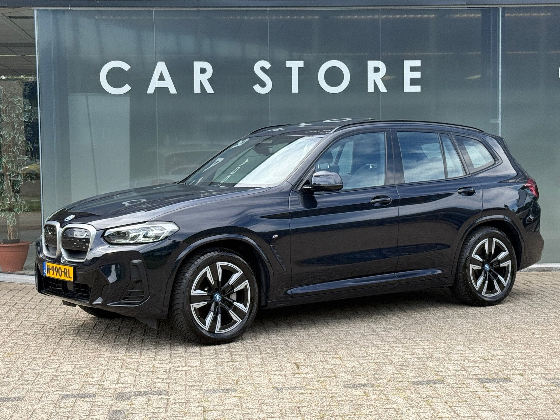 BMW IX3 Executive M-SPORT 80 kWh 98% SOH LCI FACELIFT, Dealer onderhouden, Achterwielaandrijving, Gebruikt, 133 min
