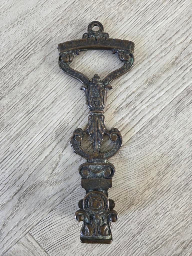 Koperen houder voor lucifer doosjes, Antiek en Kunst, Antiek | Religie, Ophalen
