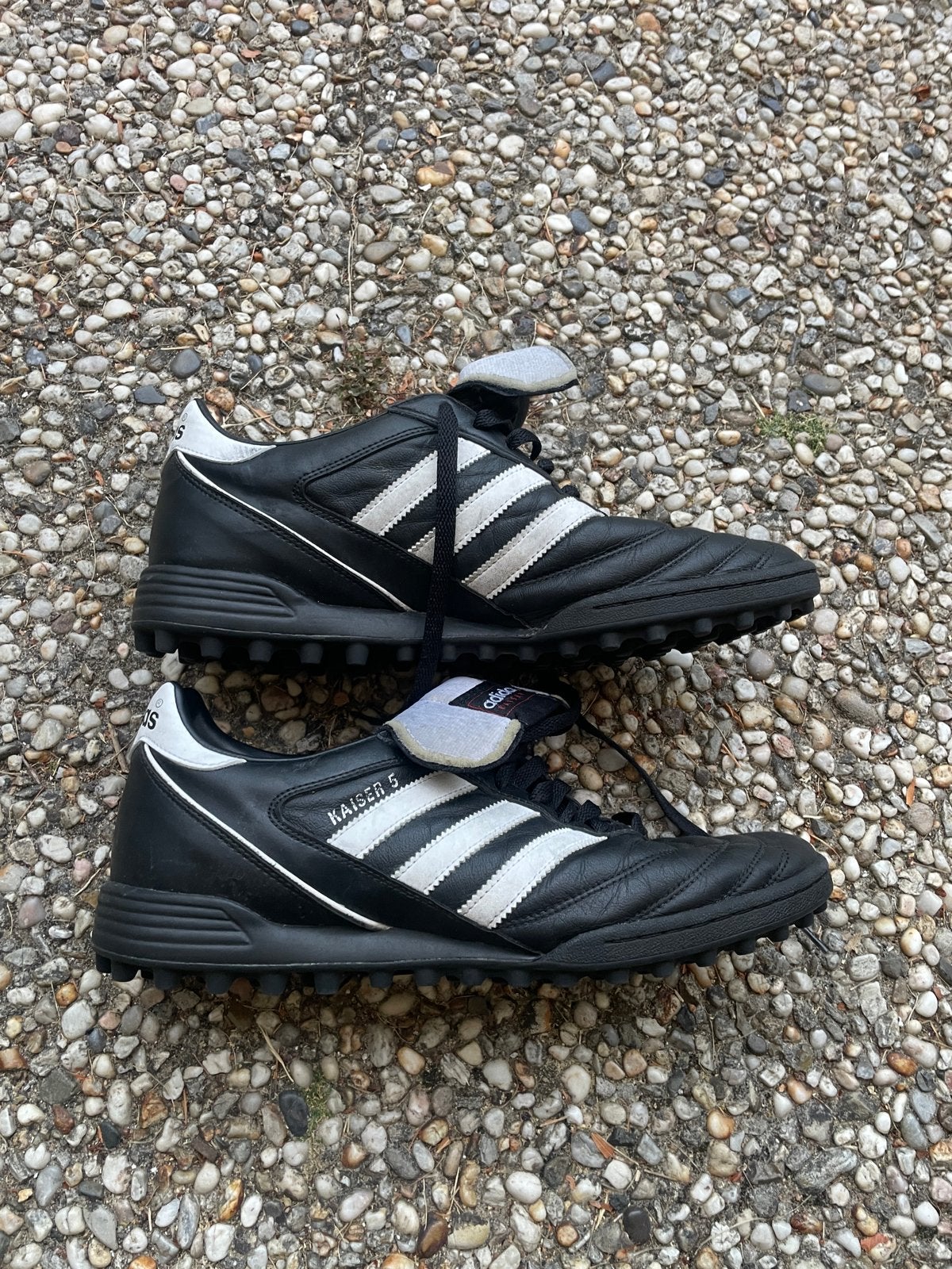 Adidas Voetbalschoenen - Zwart/Wit - Maat 45 1/3, Maat XS of kleiner, Ophalen of Verzenden, Gebruikt, Schoenen