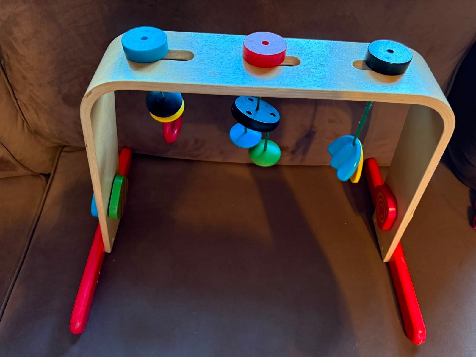 Houten Babygym met Kleurrijke Hangers, Ophalen of Verzenden, Zo goed als nieuw, Babygym