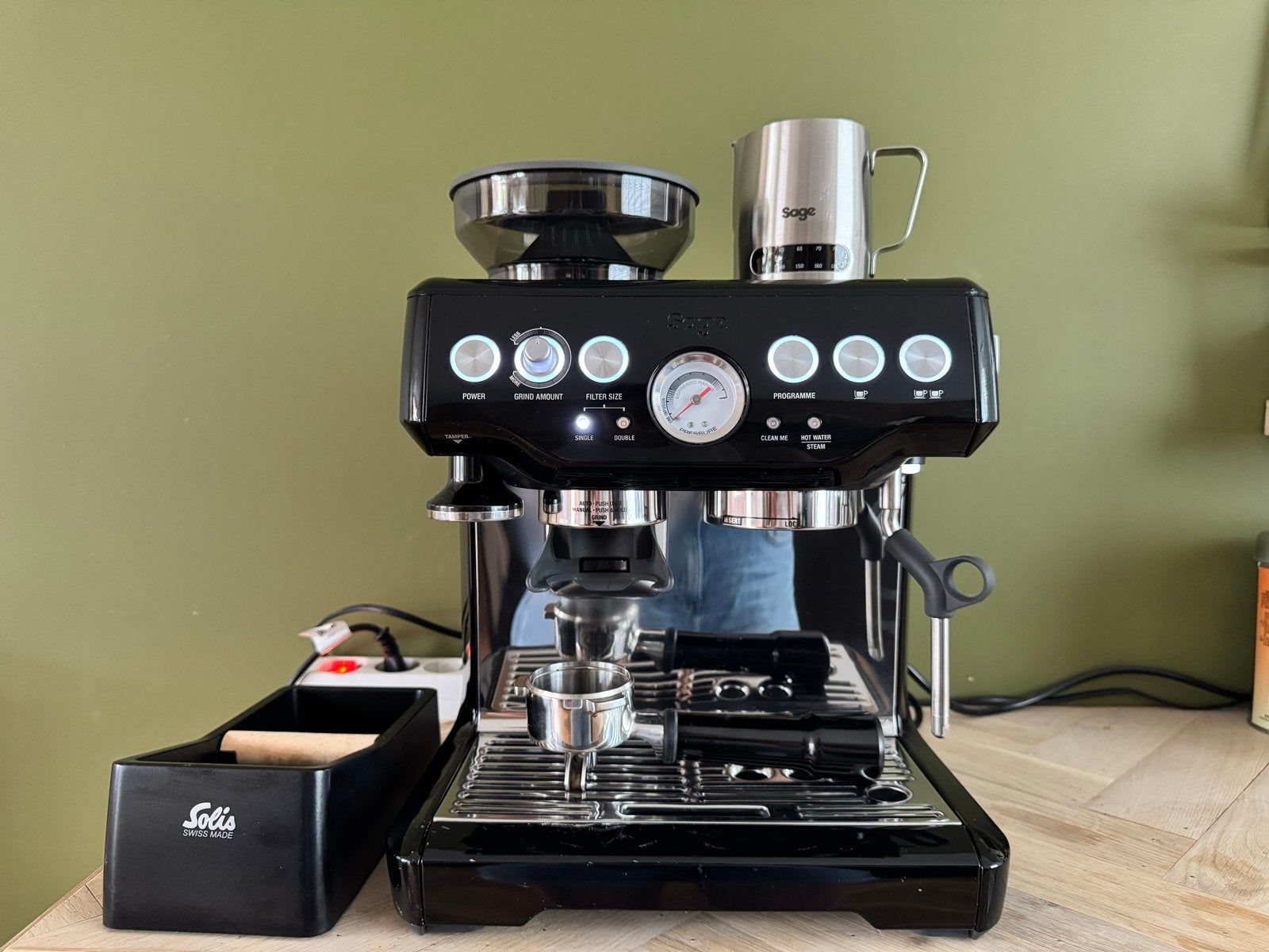Sage Barista Express Black Truffle - Zo goed als nieuw, Witgoed en Apparatuur, Koffiezetapparaten, Ophalen, Gebruikt, Koffiemachine