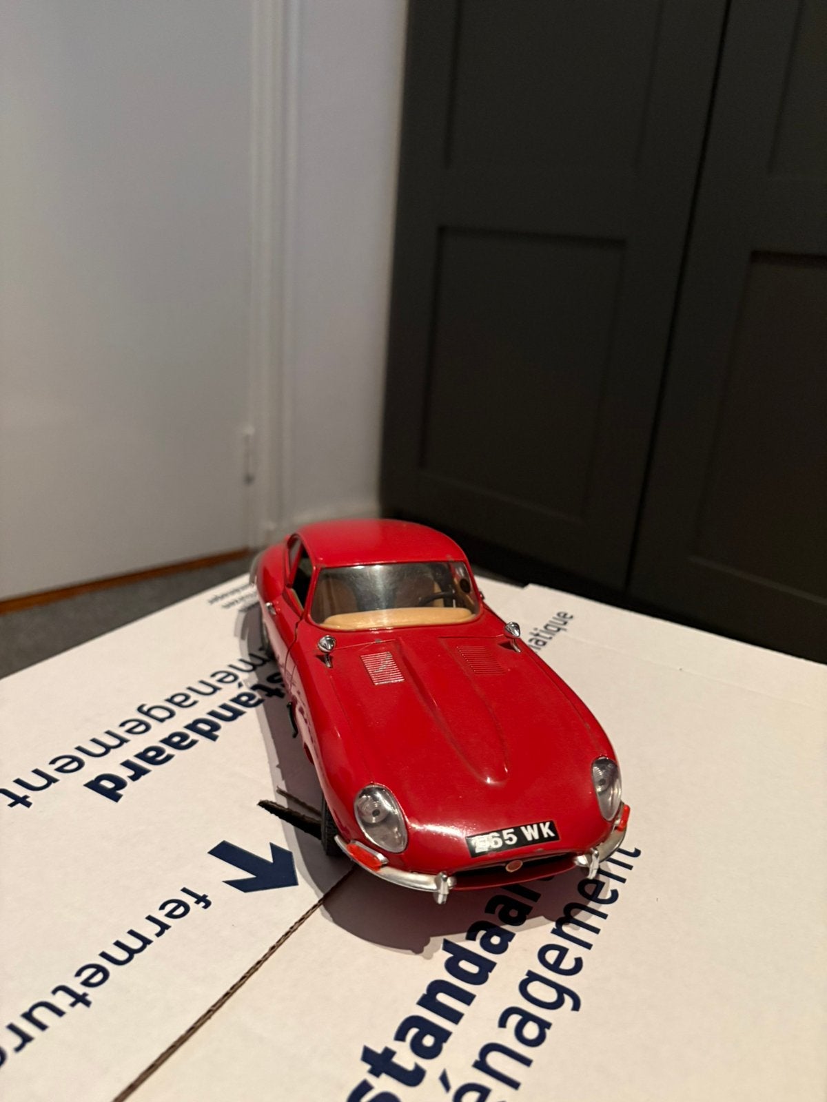 Modelauto Jaguar, Ophalen, Zo goed als nieuw