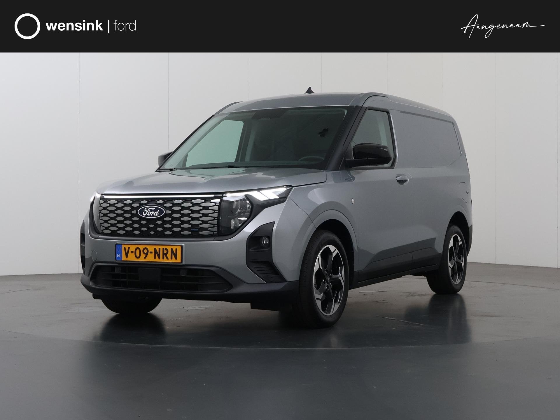 Ford Transit Courier Limited | 44 kWh | 289 KM RANGE | NAVIG