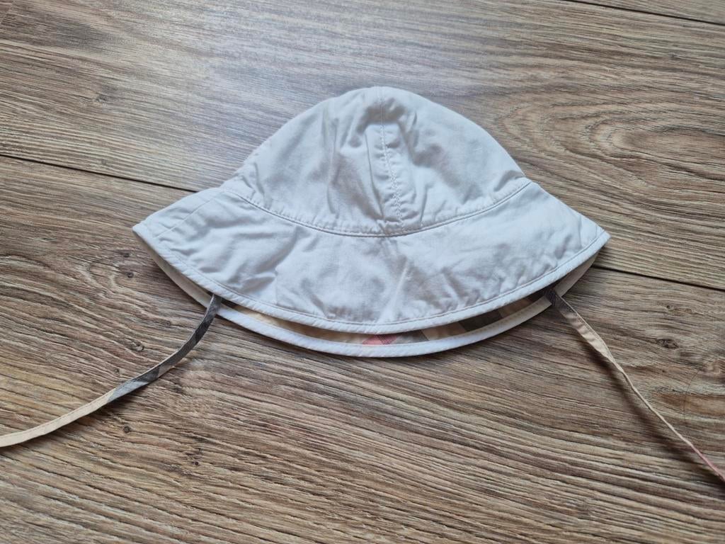 Burberry hoedje maatje 40 newborn, Maat 50, Meisje, Hoed, Ophalen of Verzenden