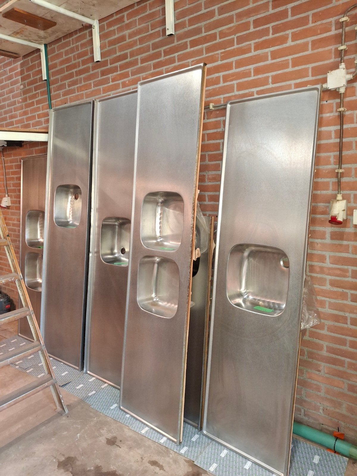 Aanrechtbladen,wasbakken, keukenbladen, Ophalen, Zilver, Metaal, Overige typen