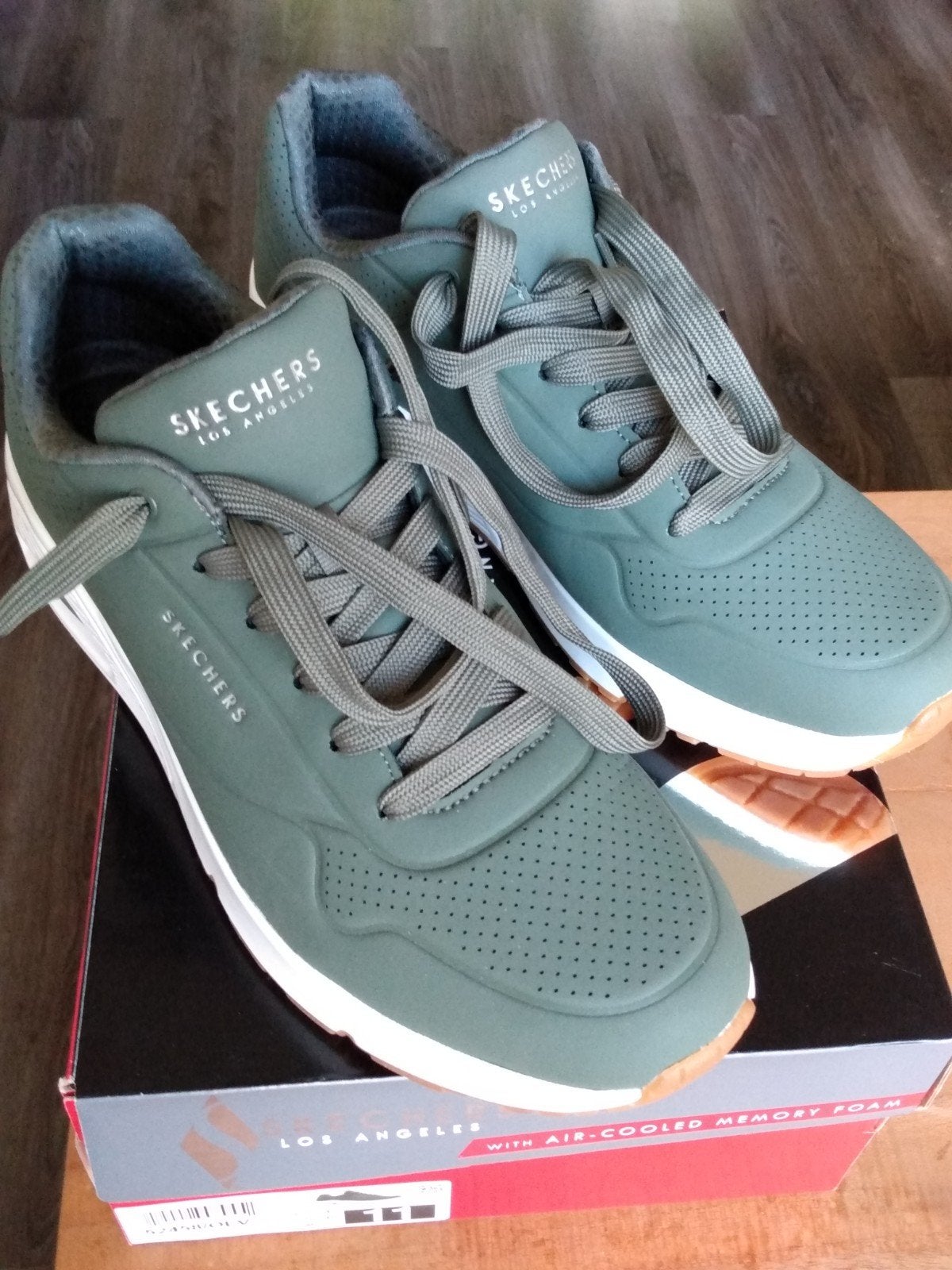 Groene herensneakers mt45 skechers Nieuw, Ophalen of Verzenden, Nieuw, Overige kleuren
