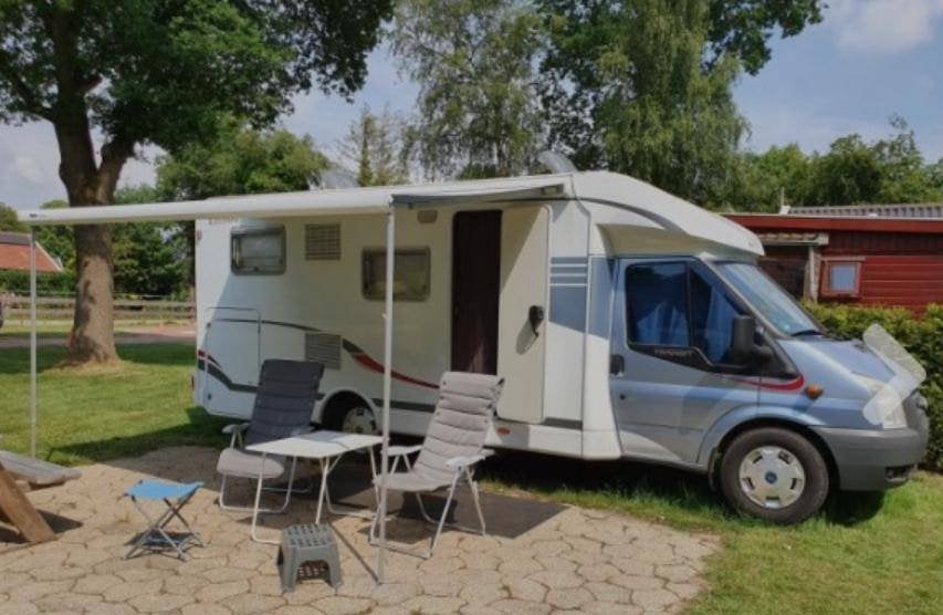 Carado camper, Chemisch toilet, Luifel, Ringverwarming, Ford