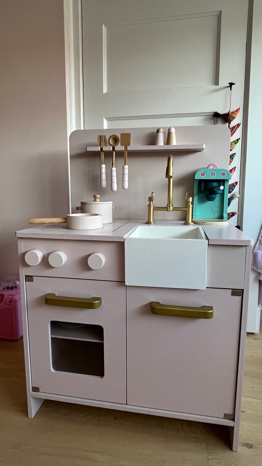Petiet Amélie: Houten roze speelkeuken, Ophalen, Gebruikt, Hout, Speelkeuken