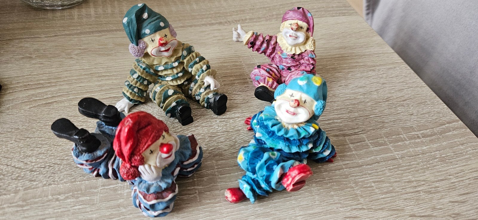 Vier beeldjes van leuke clowns., Verzamelen, Ophalen of Verzenden, Zo goed als nieuw