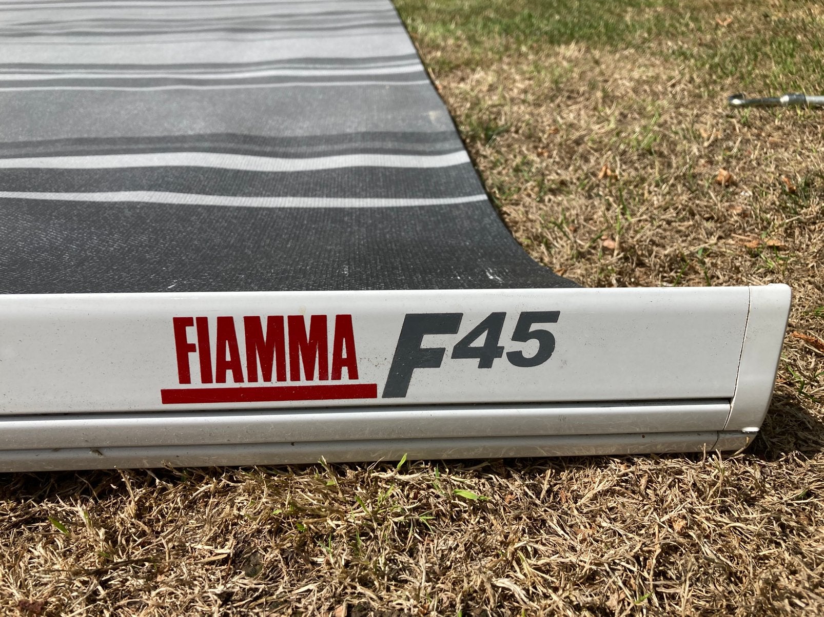 Fiamma F45 met stornschade, Ophalen, Gebruikt