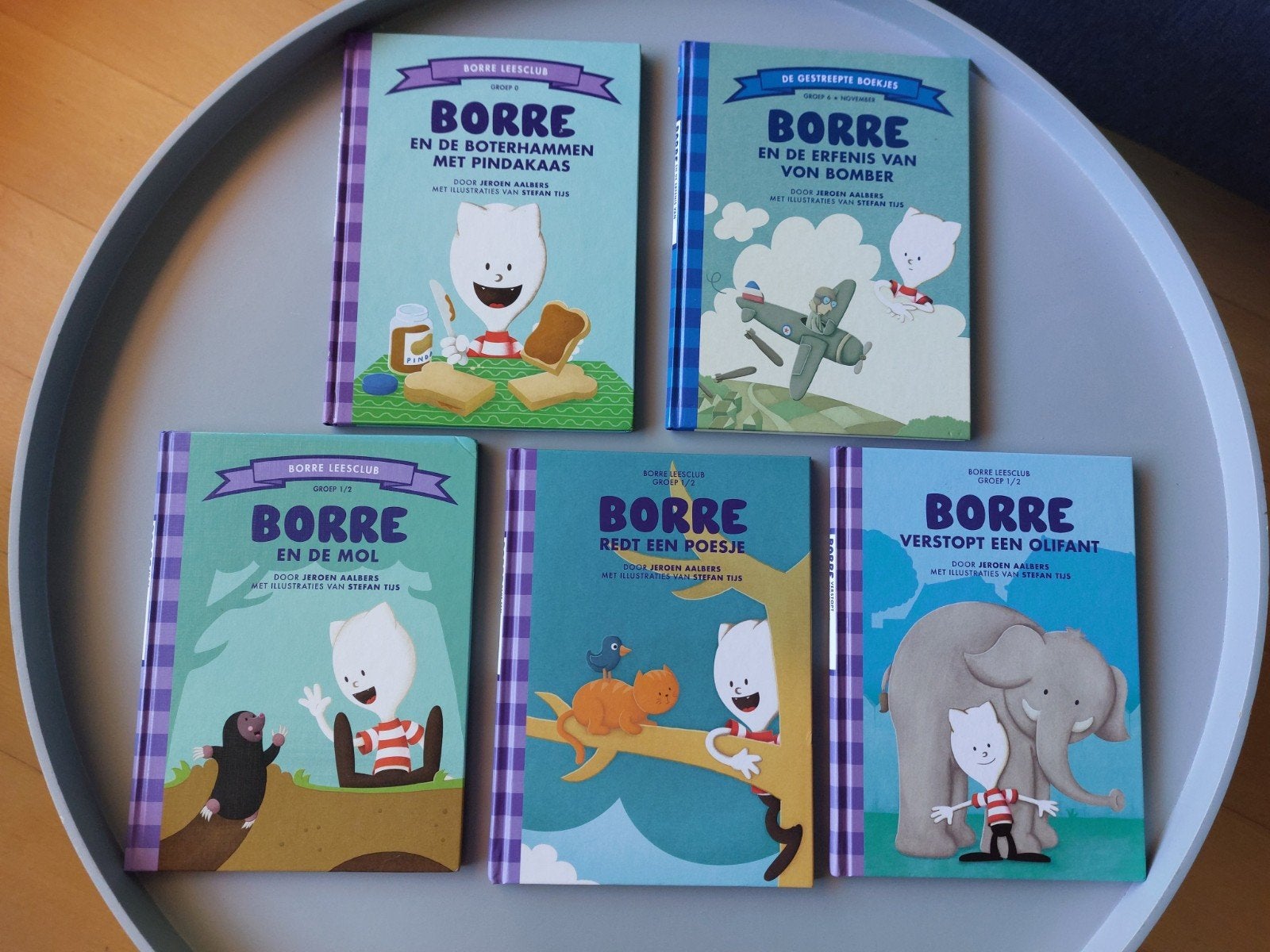 5x BORRE LEESCLUB BOEKJES helemaal in NIEUWSTAAT, Ophalen of Verzenden, Zo goed als nieuw, Fictie algemeen