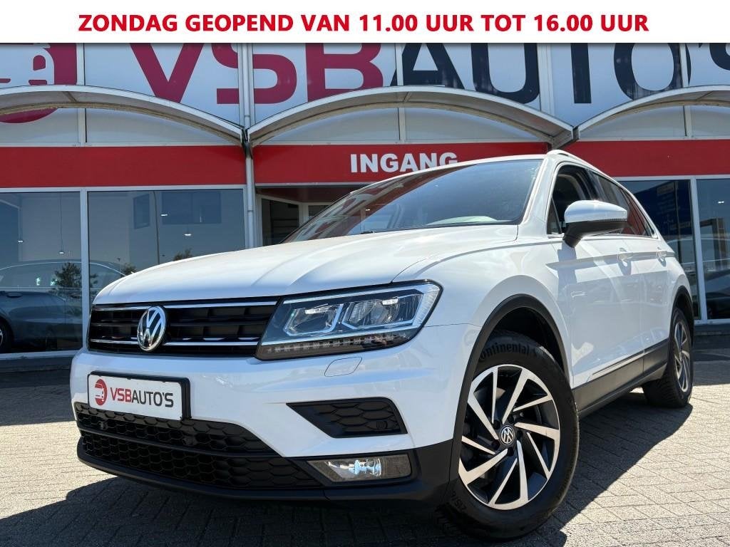 Volkswagen TIGUAN 1.4 TSI ACT 150PK SOUND LED CARPLAY NAVI E, Auto's, 4 cilinders, Wit, Handgeschakeld, SUV of Terreinwagen