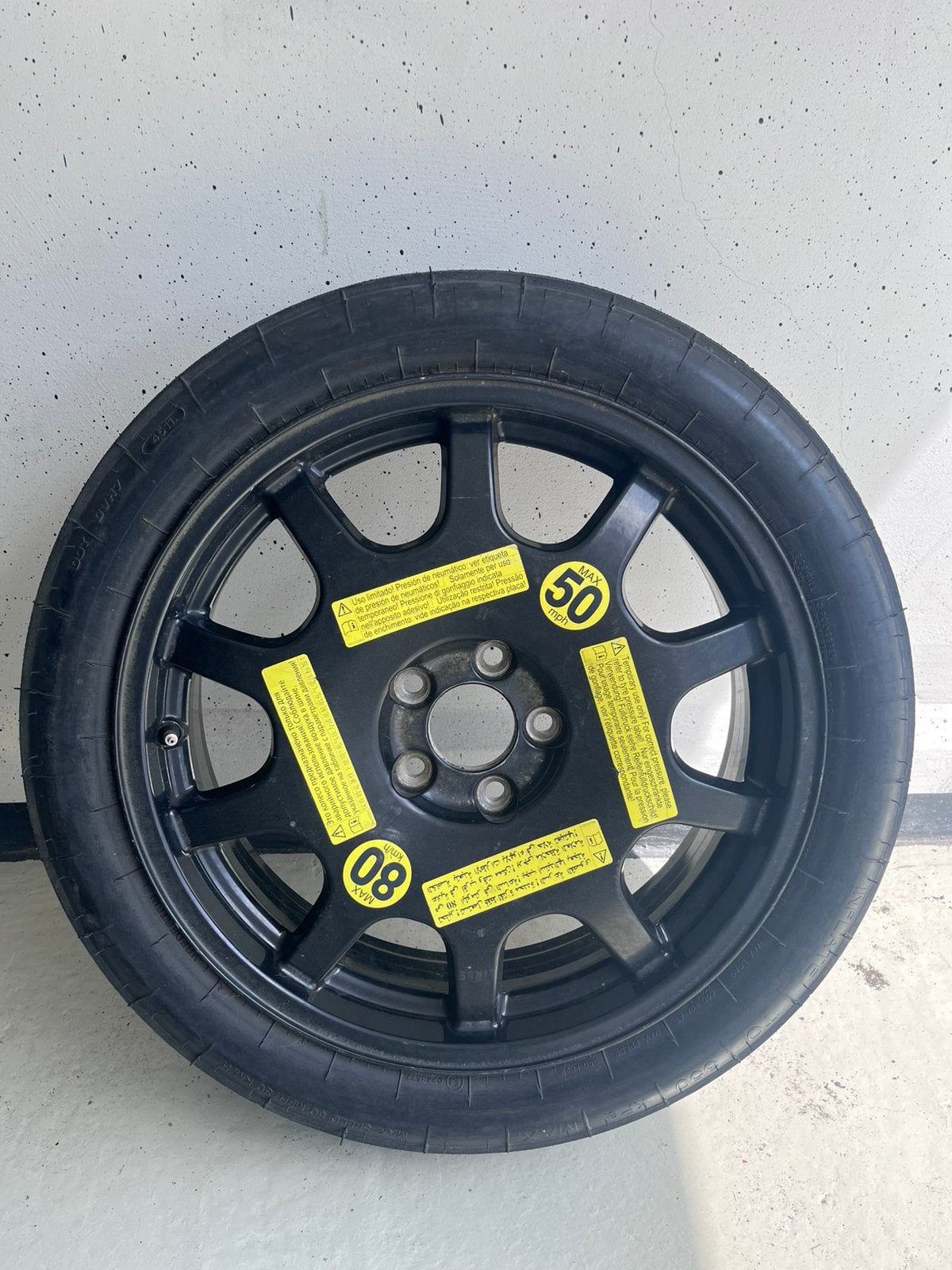Thuiskomer / Reservewiel 19 inch VAG modellen NIEUWSTAAT, Ophalen of Verzenden
