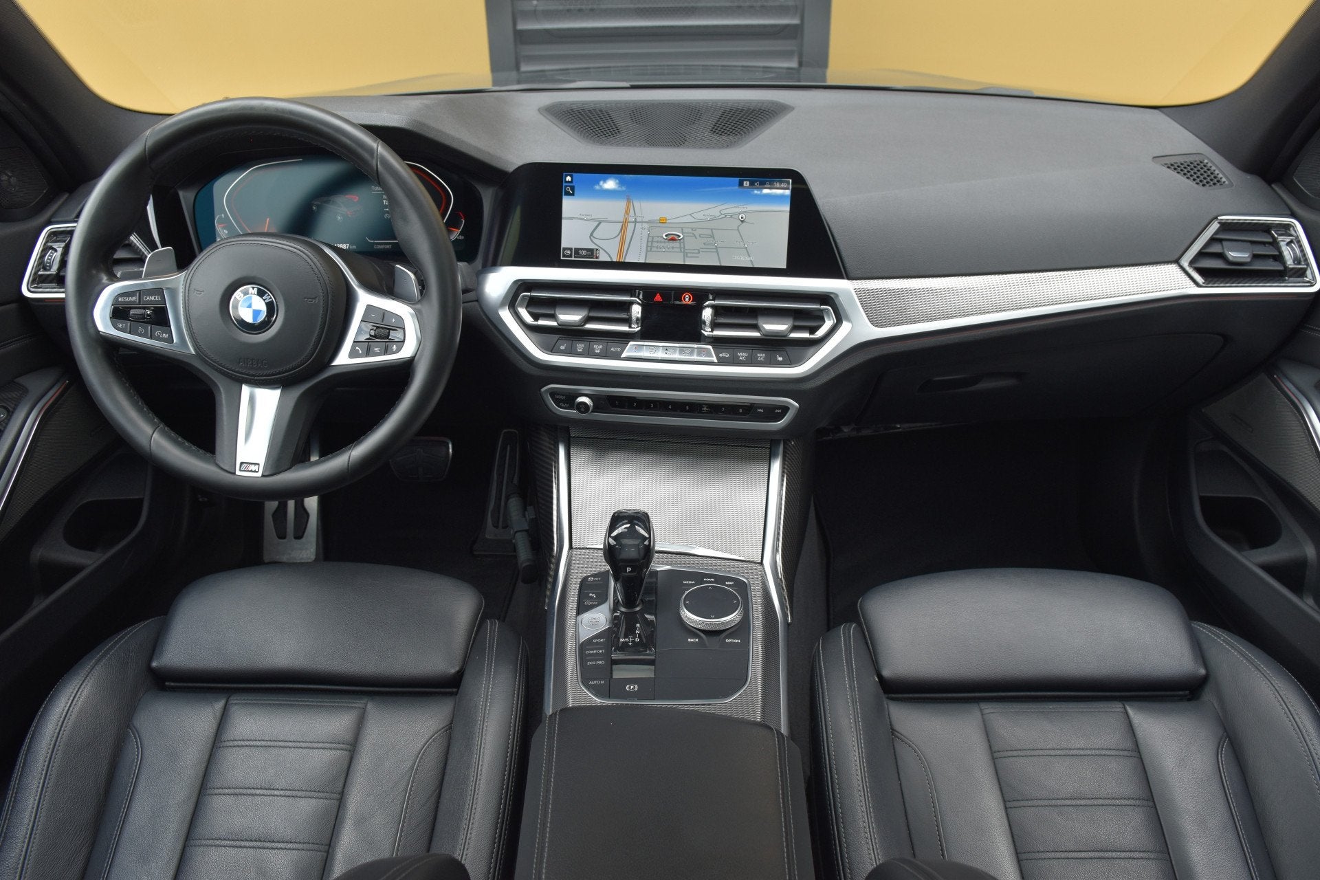 BMW 3-serie 320i High Executive Edition * M-Pakket * Harman/, Auto's, BMW, Automaat, 1998 cc, Achterwielaandrijving, Gebruikt
