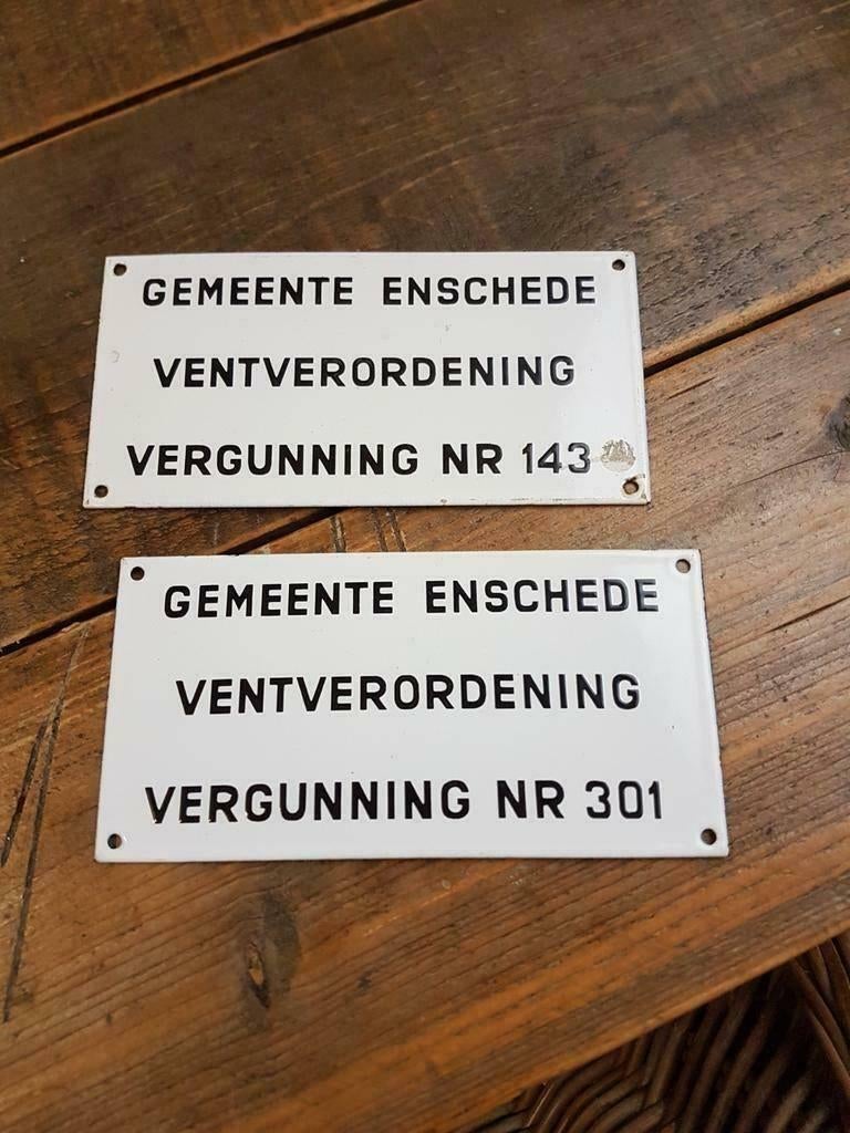 Emaille bordje ventverordening/vergunning met nummer., Verzamelen, Reclamebord, Gebruikt, ., Ophalen of Verzenden