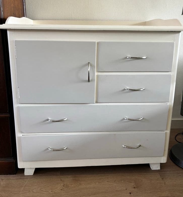 Vintage retro commode met veel opbergruimte, Kinderen en Baby's, Kinderkamer | Commodes en Kasten, Zo goed als nieuw, Commode