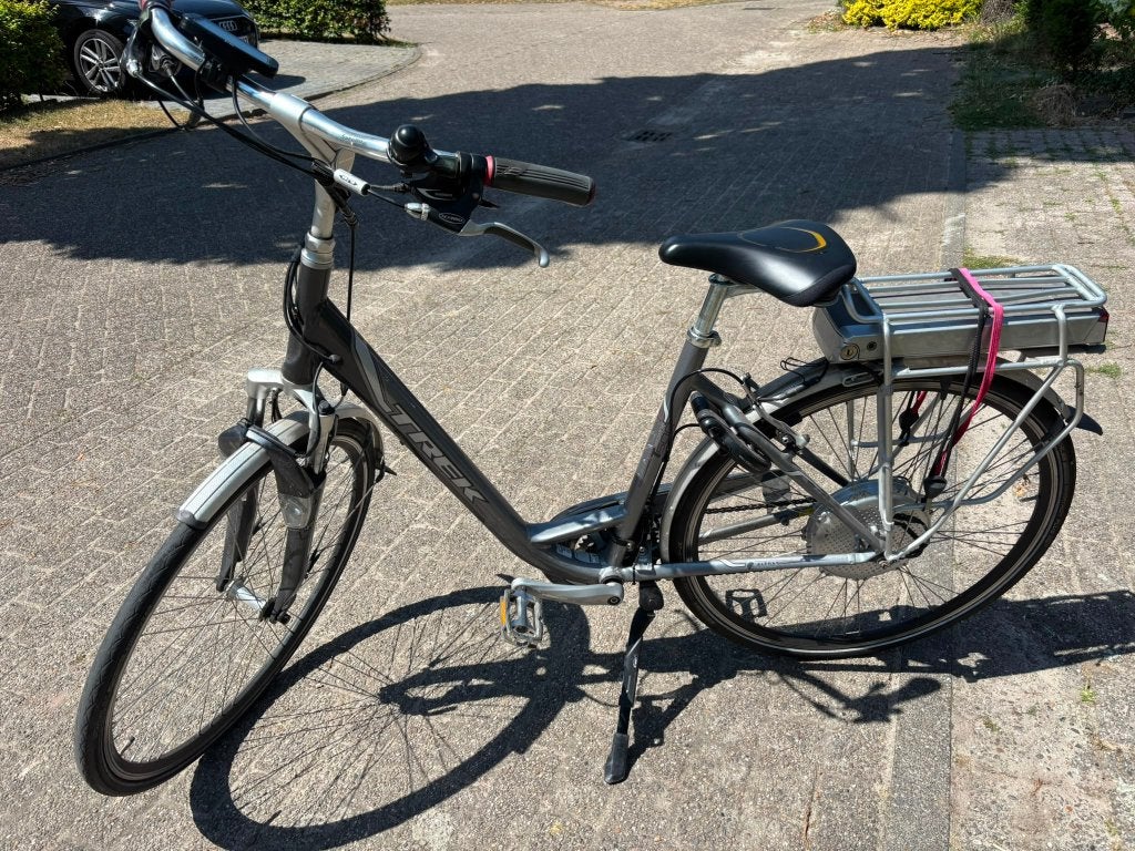 Electrische damesfiets Trek (inavigator), Minder dan 30 km per accu, Gebruikt, 51 tot 55 cm, Ophalen