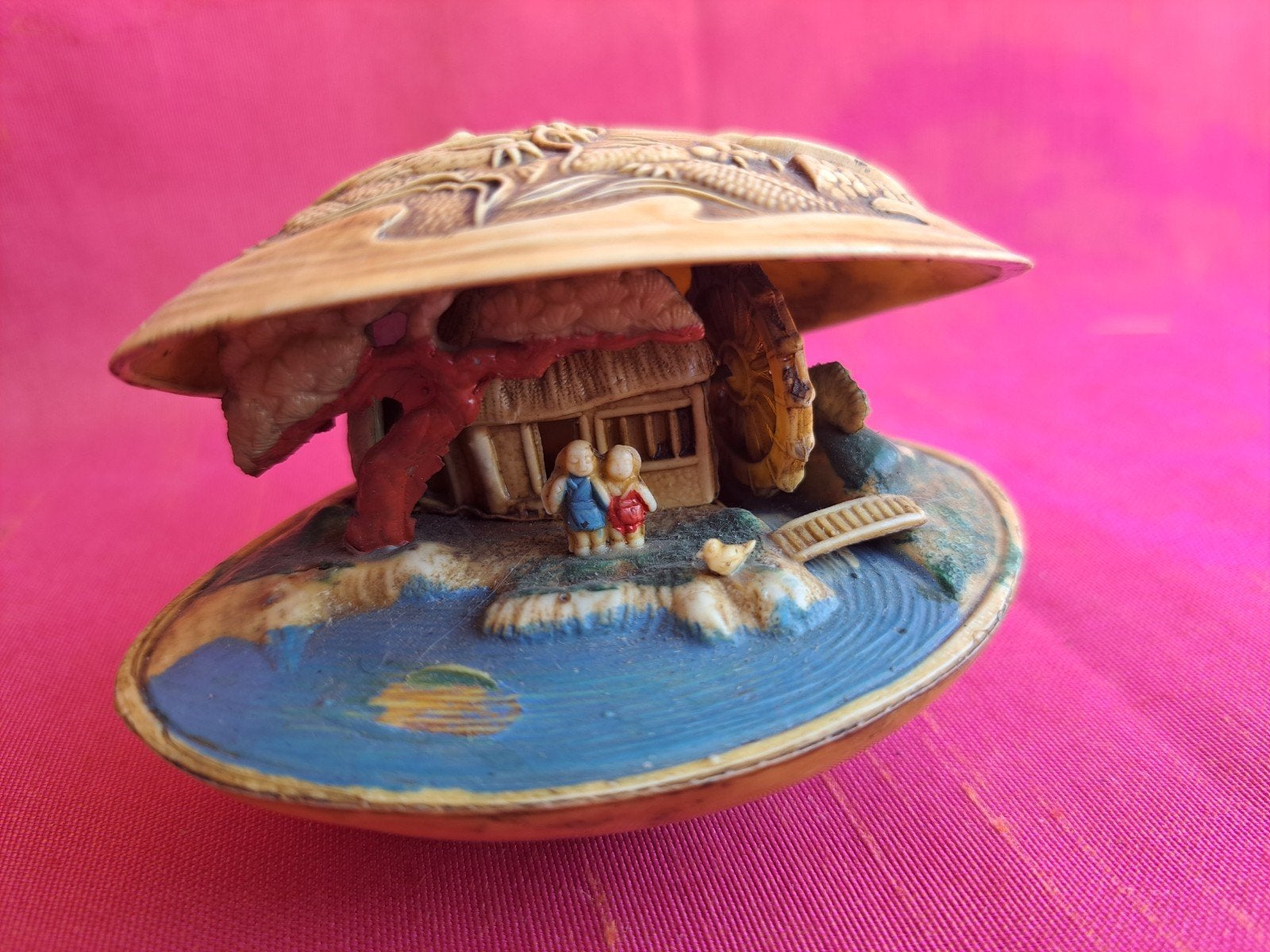Vintage Japanse celluloid diorama schelp, Ophalen of Verzenden, Zo goed als nieuw