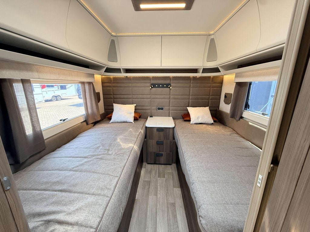 Kabe Smaragd 540 GLE, Caravans en Kamperen, Standaardzit, Bedrijf, Schokbreker, 6 tot 7 meter