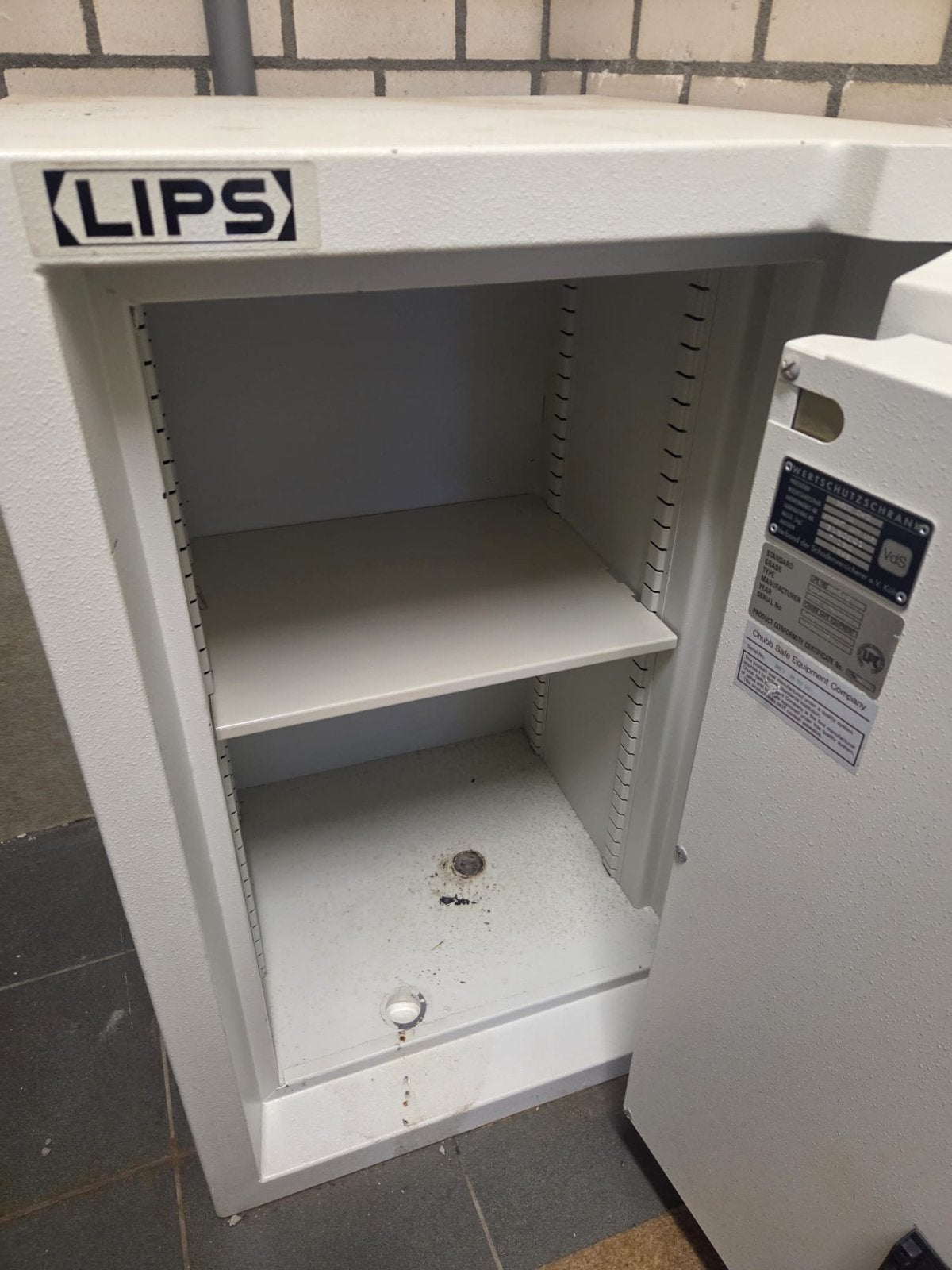 LIPS Chubb Eurosafe 3 Kluis - Waardebescherming, Ophalen, Gebruikt, Brandkast