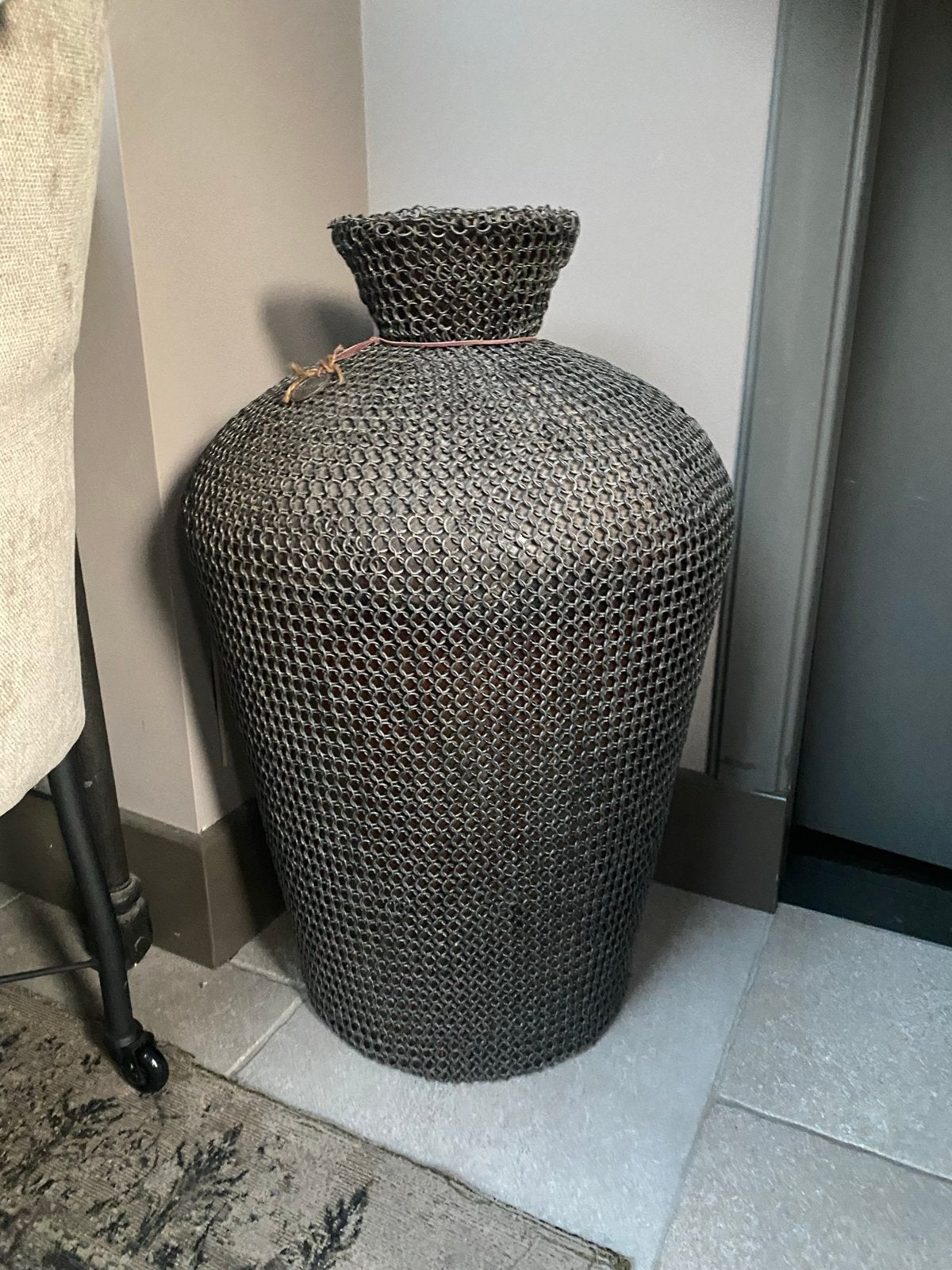 Hoffz vaas / pot - Decoratieve kettingmail look, Ophalen, Zo goed als nieuw, Overige kleuren, Minder dan 50 cm
