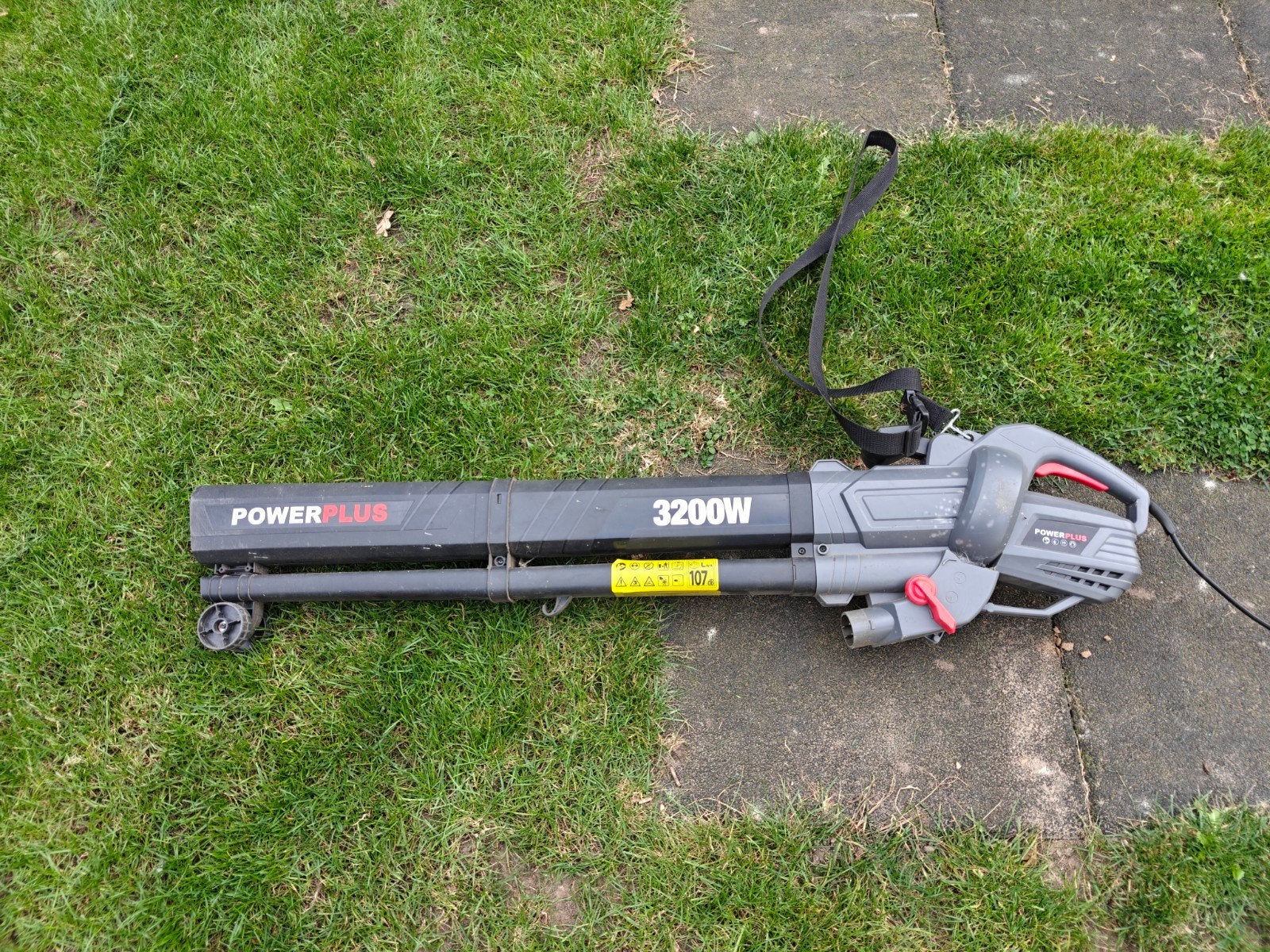 Powerplus Bladblazer 3200W (zonder zuigfunctie), Tuin en Terras, Gebruikt, Handgedragen, Ophalen of Verzenden, Powerplus
