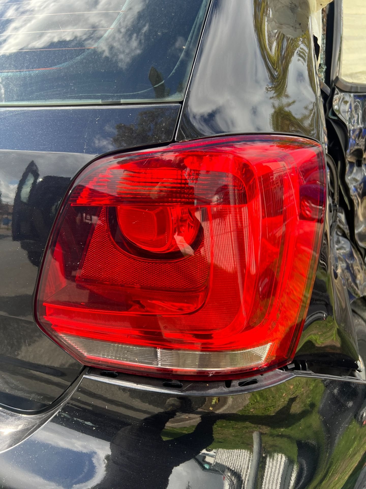 vw polo 6r rechts achterlicht 2009-2016, Gebruikt, Volkswagen, Volkswagen AG, Berliner Ring 2
38440  Wolfsburg, DE