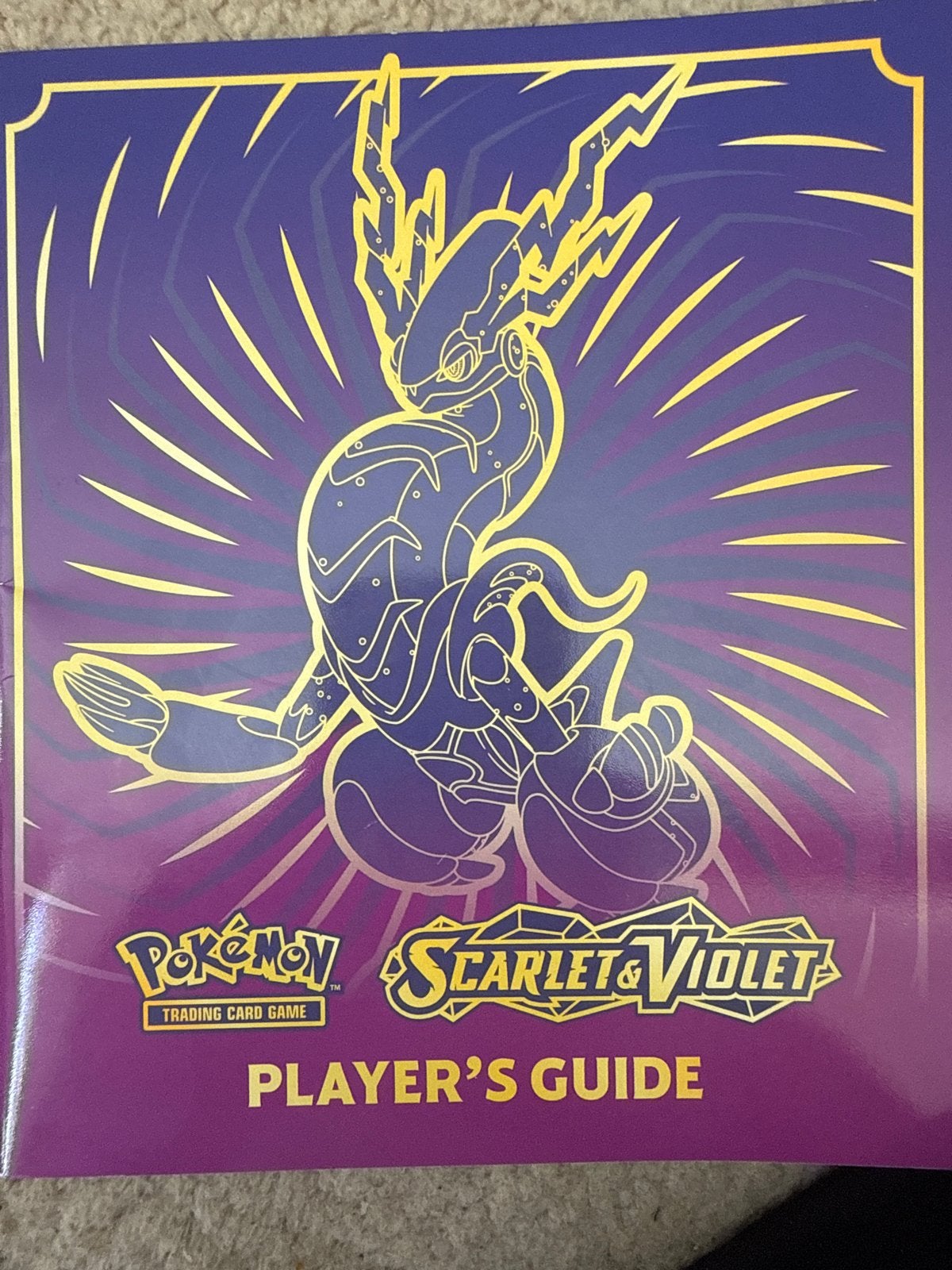 Pokémon Scarlet & Violet Player's Guide Boekje, Hobby en Vrije tijd, Verzamelkaartspellen | Pokémon, Ophalen of Verzenden, Zo goed als nieuw