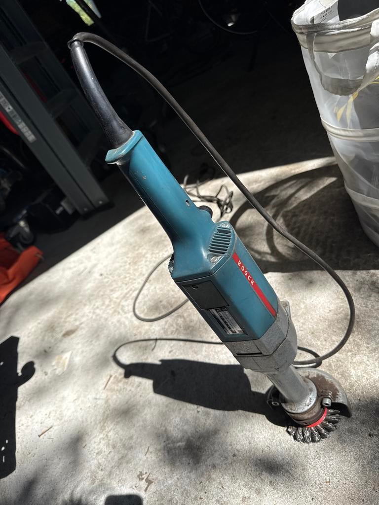 Bosch Rechte Handslijpmachine - Krachtig en Betrouwbaar, Ophalen of Verzenden, Gebruikt, Minder dan 700 watt, Rechte handslijpmachine