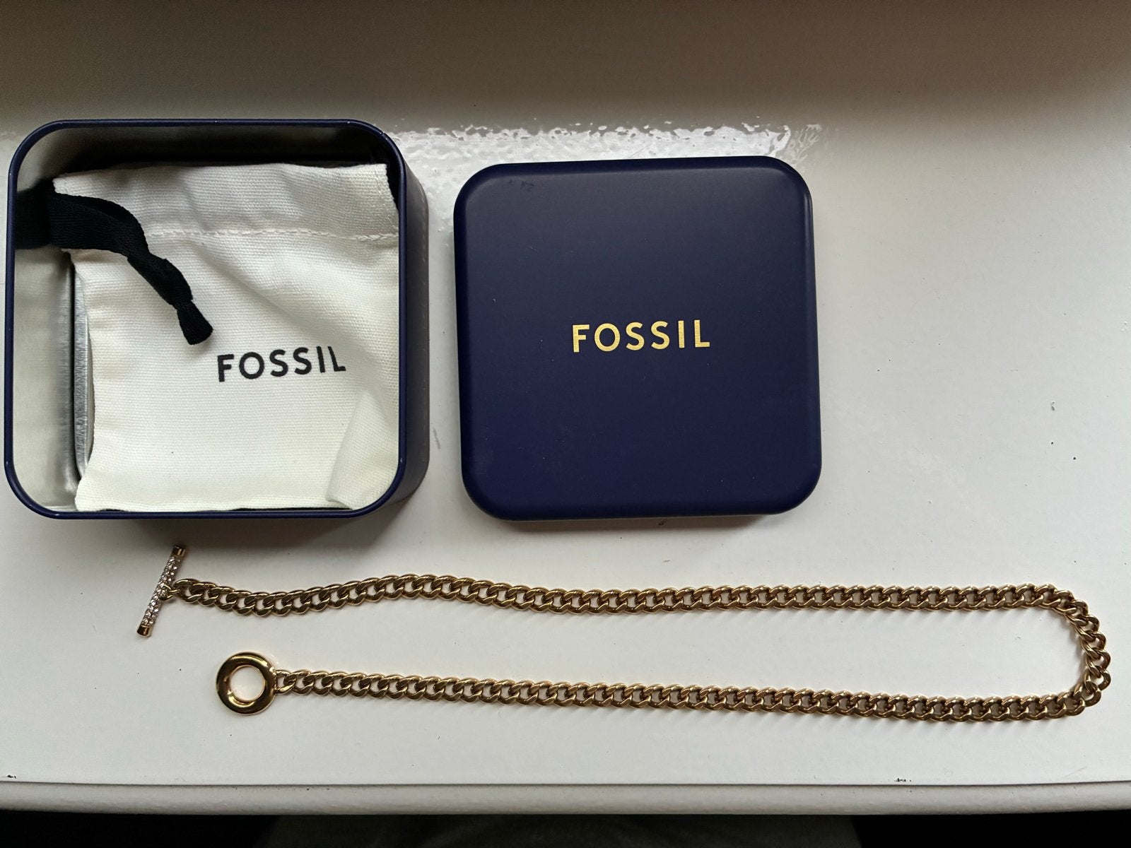 Fossil Ketting Goudkleurig met strass sluiting, Met kristal, Overige materialen, Ophalen of Verzenden, Zo goed als nieuw